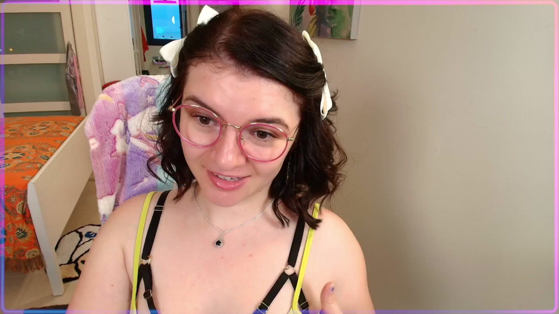Gallery image thumbnail from SugarSpice22's myfreecams stream on, 06/22/2025, 06:15 image 17 of 20