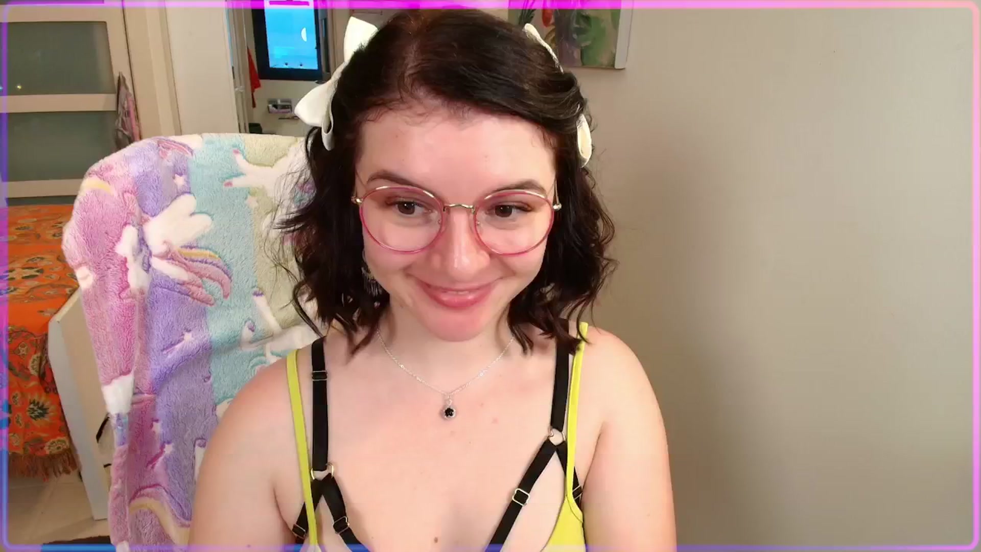 Gallery image thumbnail from SugarSpice22's myfreecams stream on, 06/22/2025, 06:15 image 18 of 20