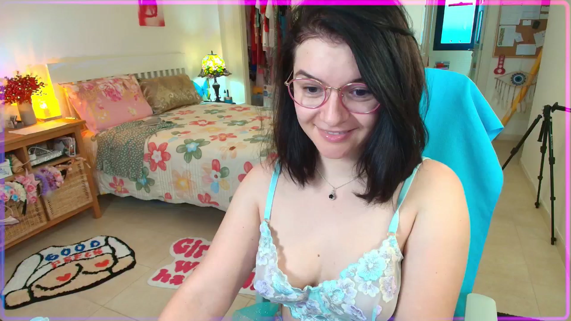 Gallery image thumbnail from SugarSpice22's myfreecams stream on, 07/21/2025, 06:43 image 3 of 20