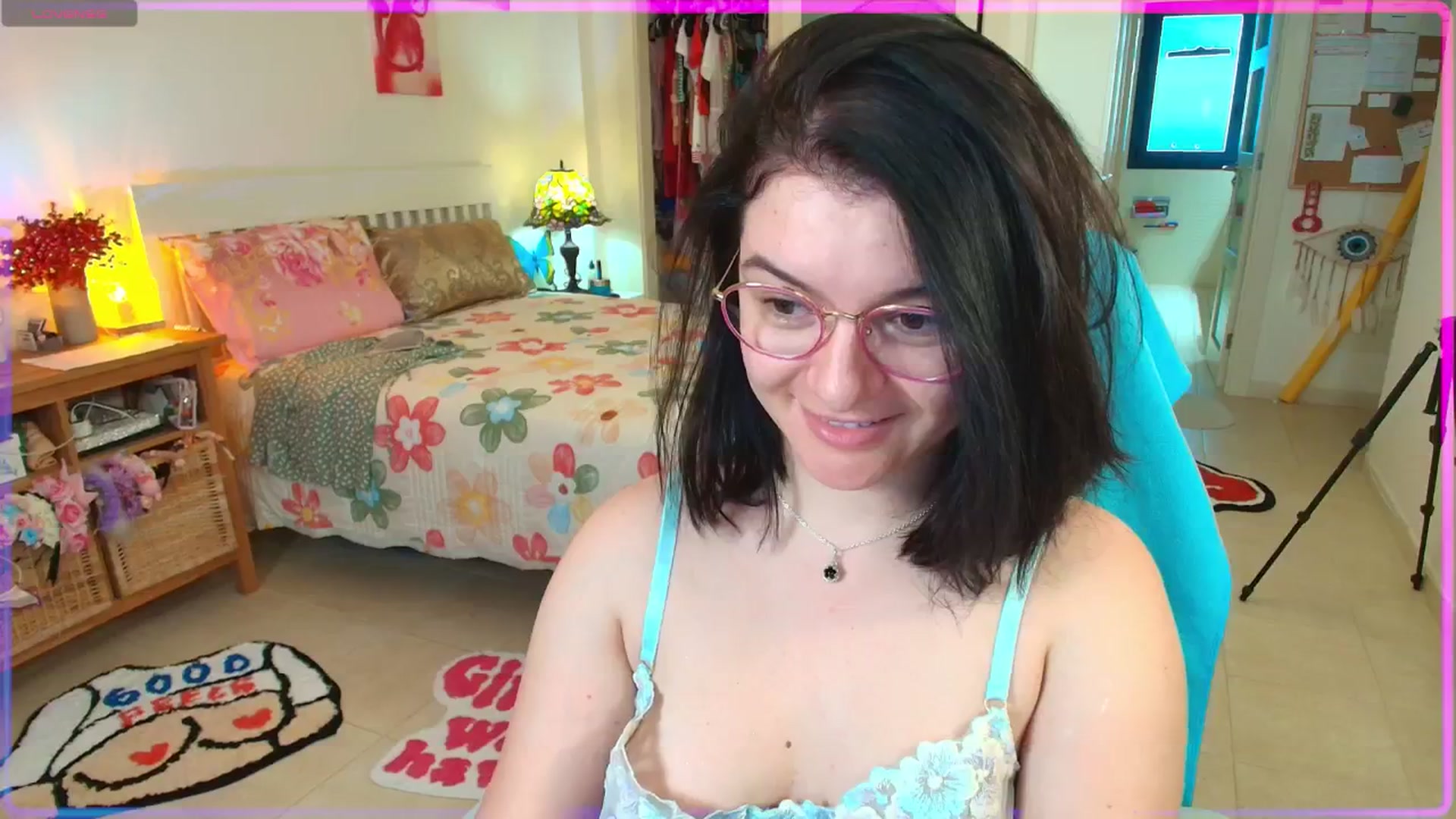 Gallery image thumbnail from SugarSpice22's myfreecams stream on, 07/21/2025, 06:56 image 4 of 20