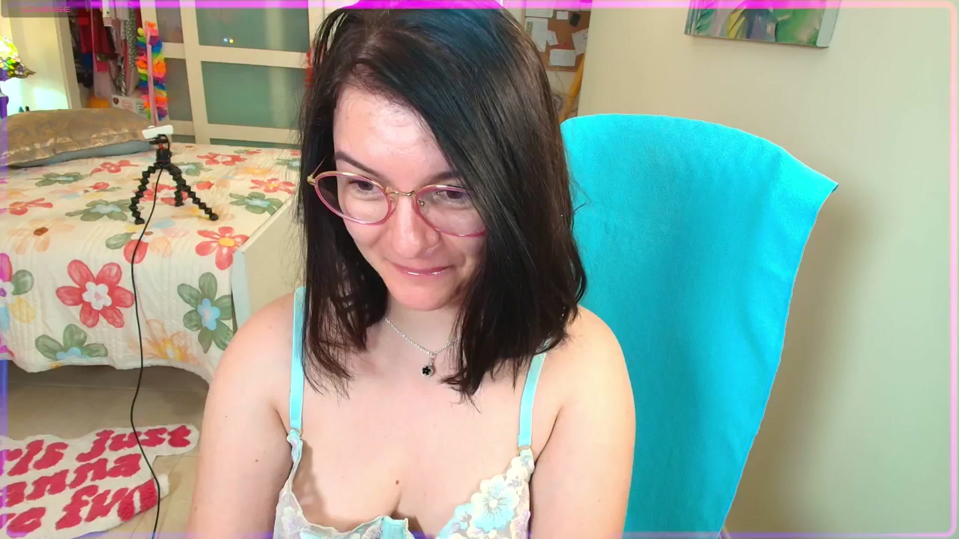 Gallery image thumbnail from SugarSpice22's myfreecams stream on, 07/21/2025, 10:24 image 10 of 20