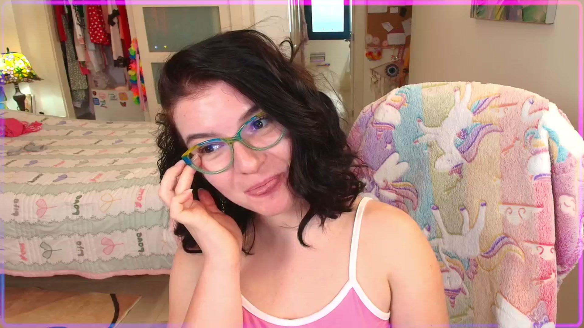 Gallery image thumbnail from SugarSpice22's myfreecams stream on, 08/27/2025, 20:15 image 17 of 20