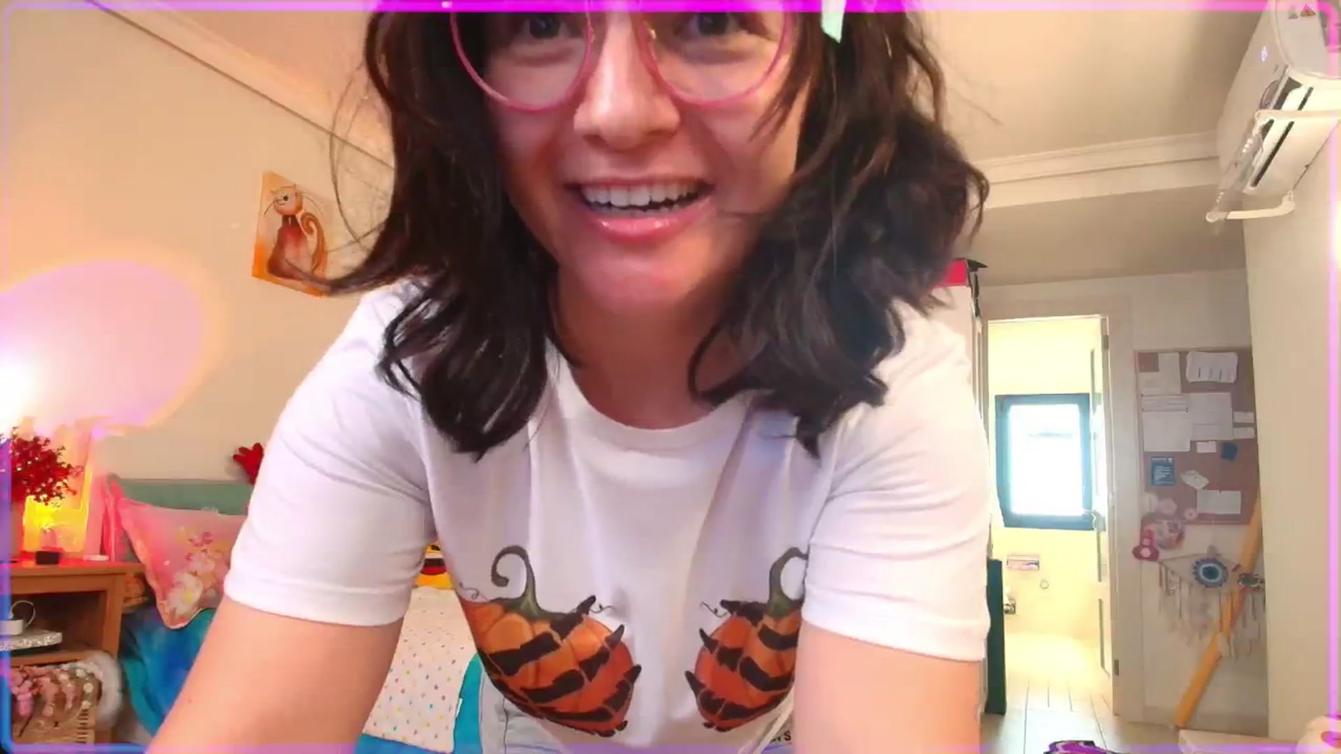 Gallery image thumbnail from SugarSpice22's myfreecams stream on, 10/14/2025, 18:04 image 17 of 20