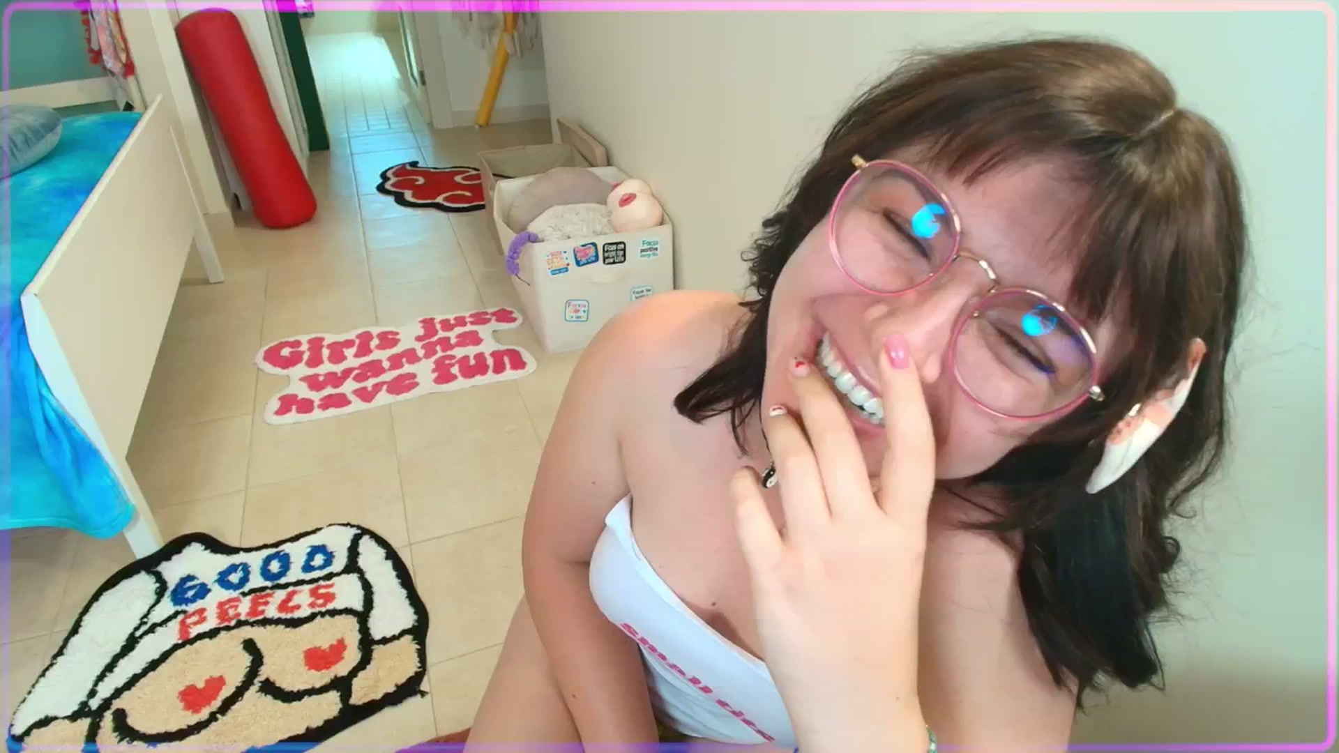 Gallery image thumbnail from SugarSpice22's myfreecams stream on, 10/15/2025, 17:39 image 20 of 20