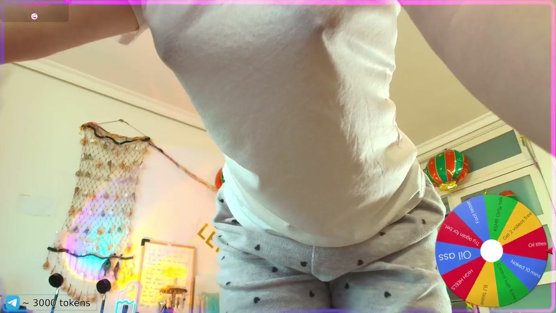 Gallery image thumbnail from SugarSpice22's myfreecams stream on, 12/22/2025, 17:10 image 16 of 20