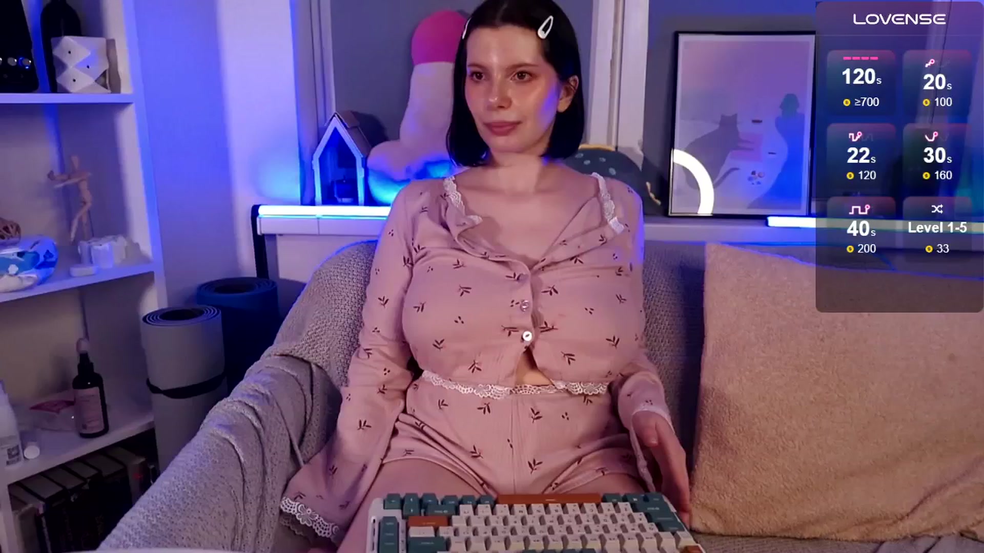 Gallery image thumbnail from SugarTomato's myfreecams stream on, 12/23/2024, 18:35 image 19 of 20
