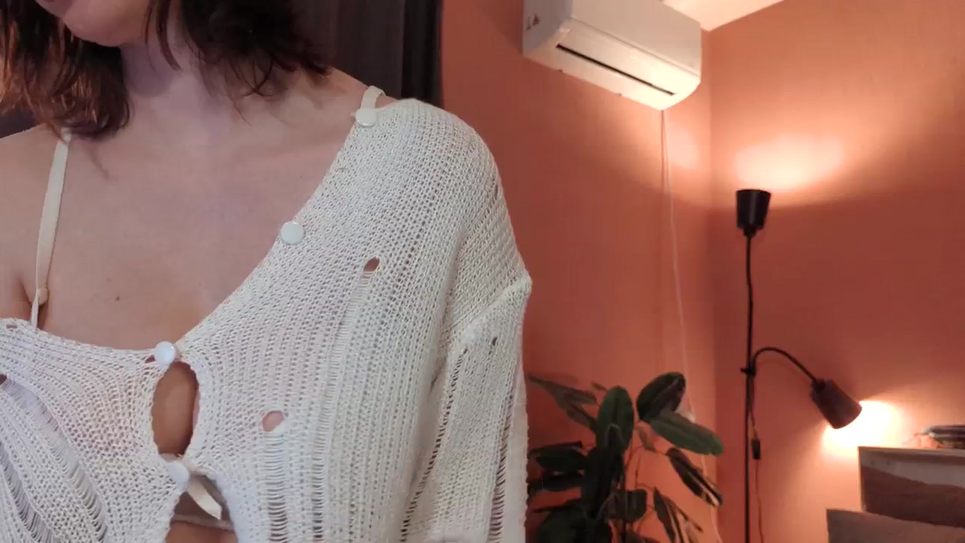 Gallery image thumbnail from SugarTomato's myfreecams stream on, 07/23/2025, 17:06 image 16 of 20