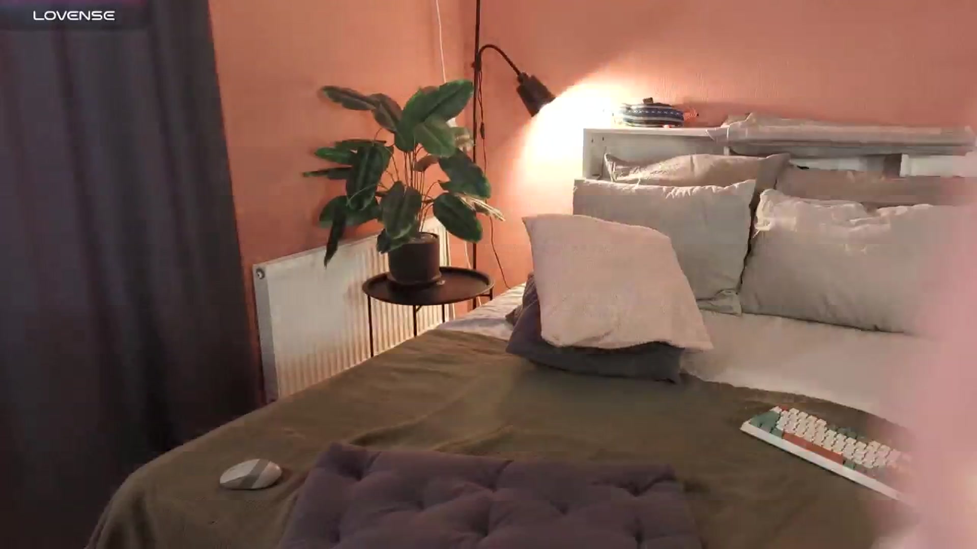 Gallery image thumbnail from SugarTomato's myfreecams stream on, 08/09/2025, 12:01 image 18 of 20
