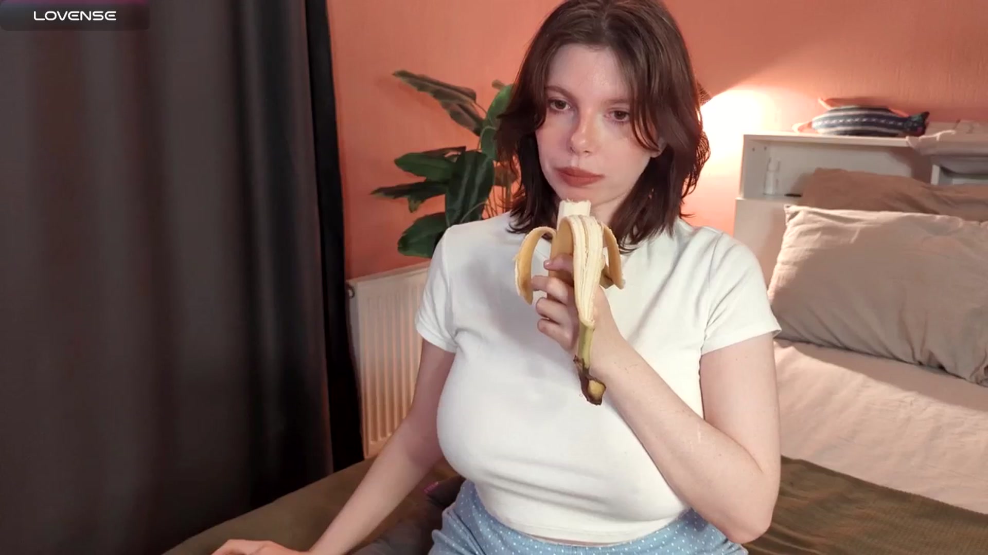 Gallery image thumbnail from SugarTomato's myfreecams stream on, 08/12/2025, 20:35 image 15 of 20