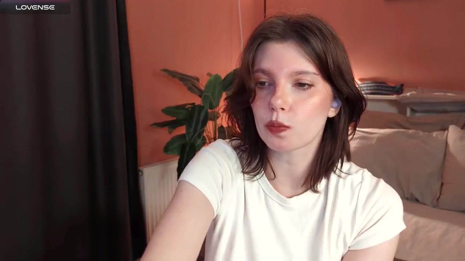 Gallery image thumbnail from SugarTomato's myfreecams stream on, 08/12/2025, 20:35 image 16 of 20