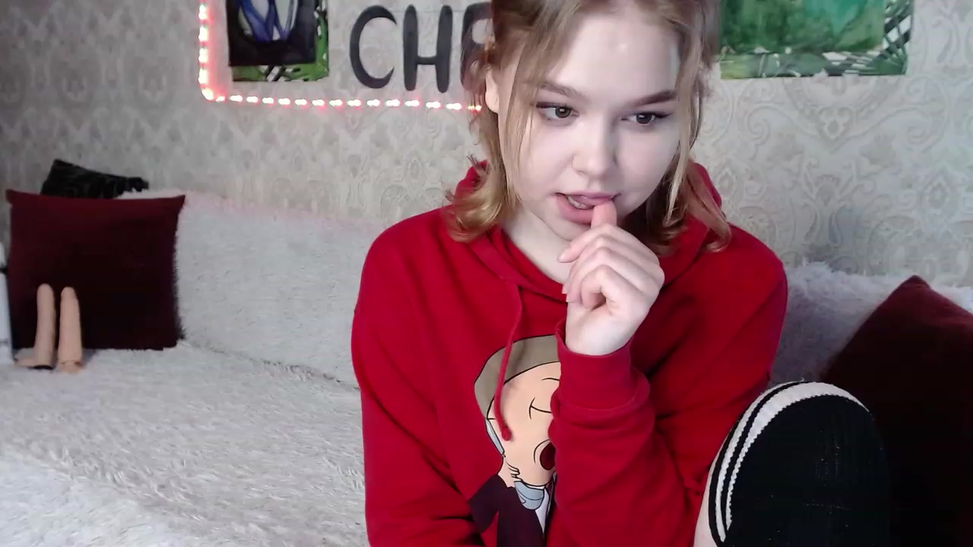 Gallery image thumbnail from Sugar_Cheeks's myfreecams stream on, 12/09/2022, 21:30 image 18 of 20