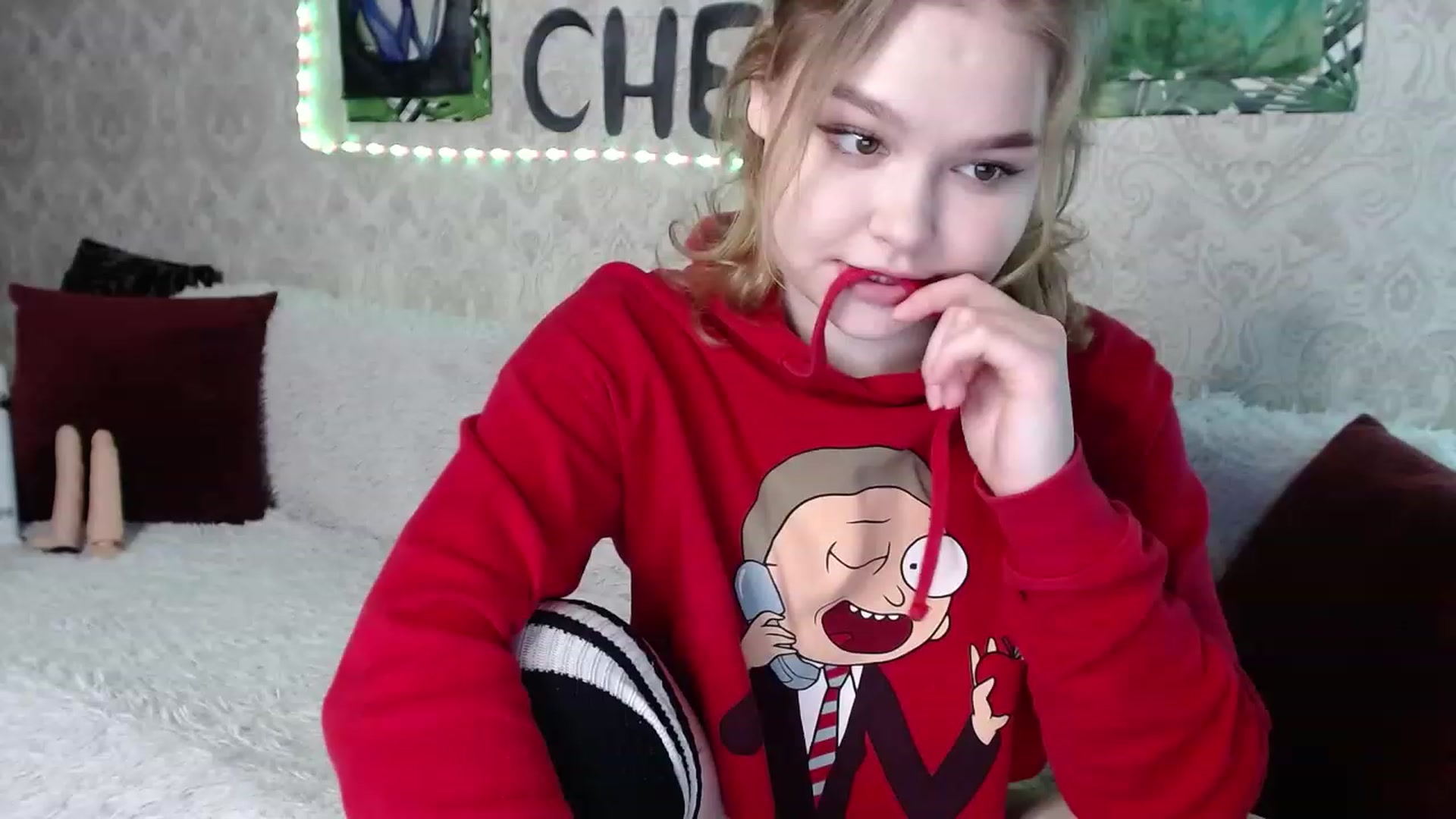 Gallery image thumbnail from Sugar_Cheeks's myfreecams stream on, 12/09/2022, 21:30 image 15 of 20
