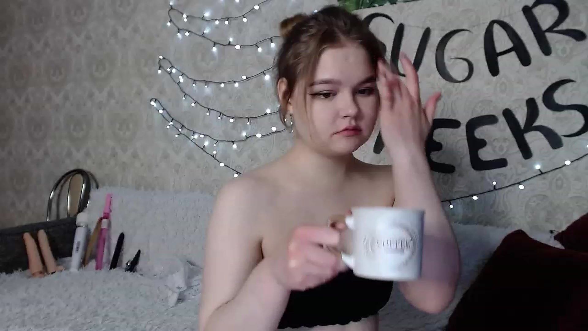 Gallery image thumbnail from Sugar_Cheeks's myfreecams stream on, 02/11/2023, 22:35 image 14 of 20