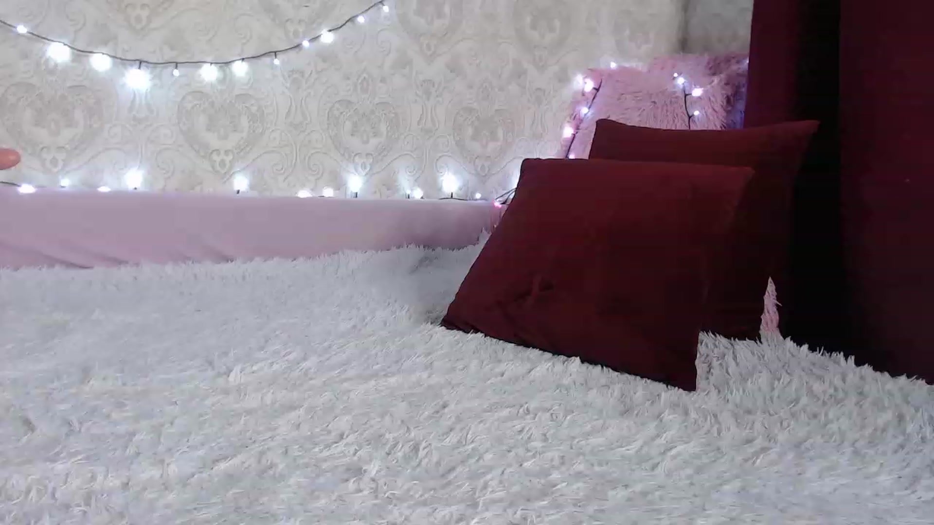 Gallery image thumbnail from Sugar_Cheeks's myfreecams stream on, 04/11/2023, 23:44 image 4 of 20
