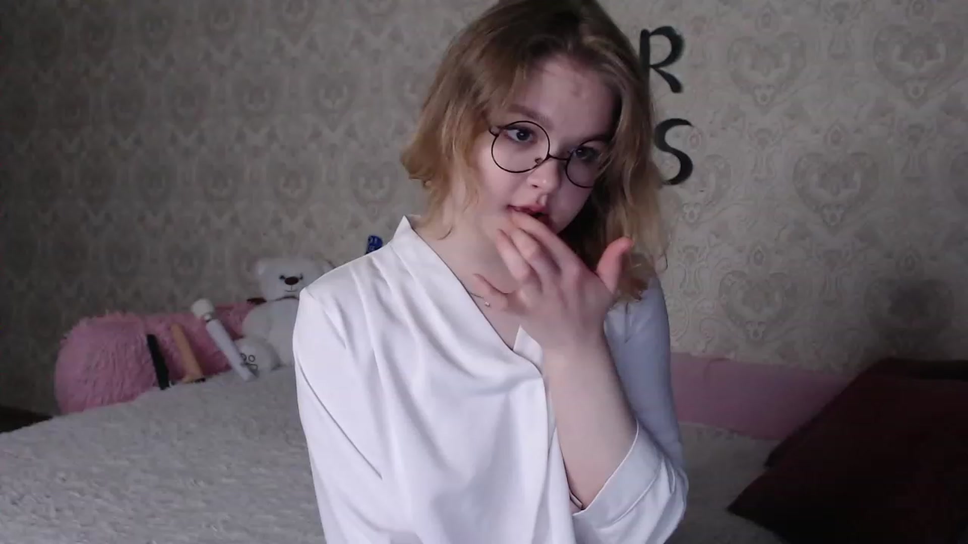 Gallery image thumbnail from Sugar_Cheeks's myfreecams stream on, 05/18/2023, 21:33 image 20 of 20