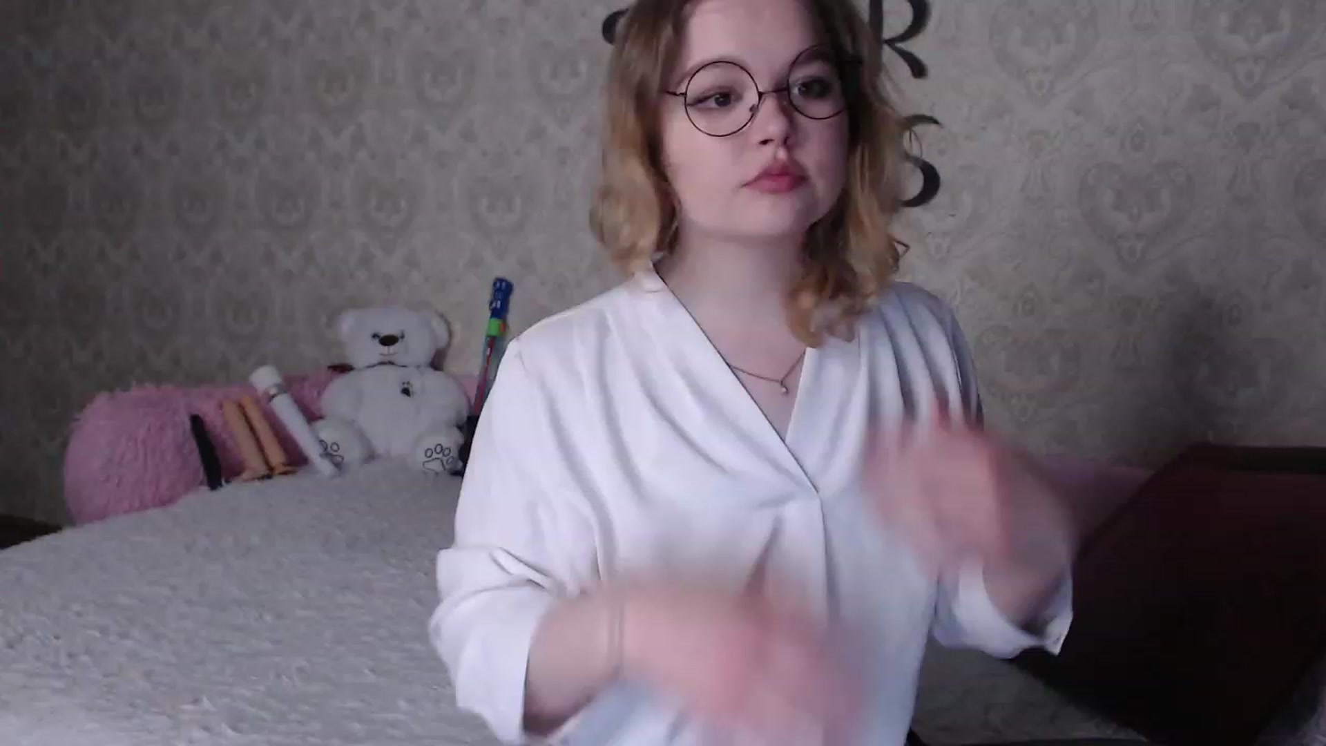 Gallery image thumbnail from Sugar_Cheeks's myfreecams stream on, 05/18/2023, 21:33 image 1 of 20