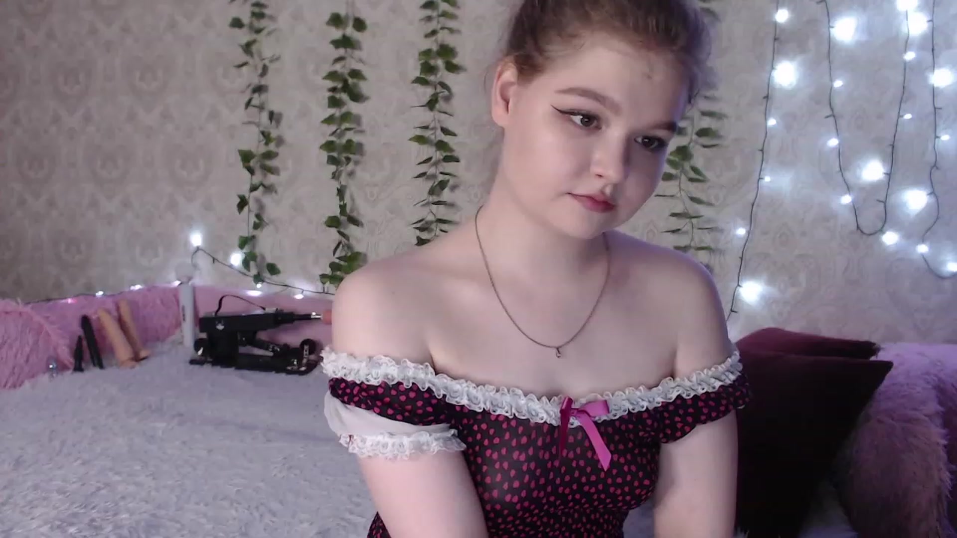 Gallery image thumbnail from Sugar_Cheeks's myfreecams stream on, 05/24/2023, 22:48 image 4 of 20