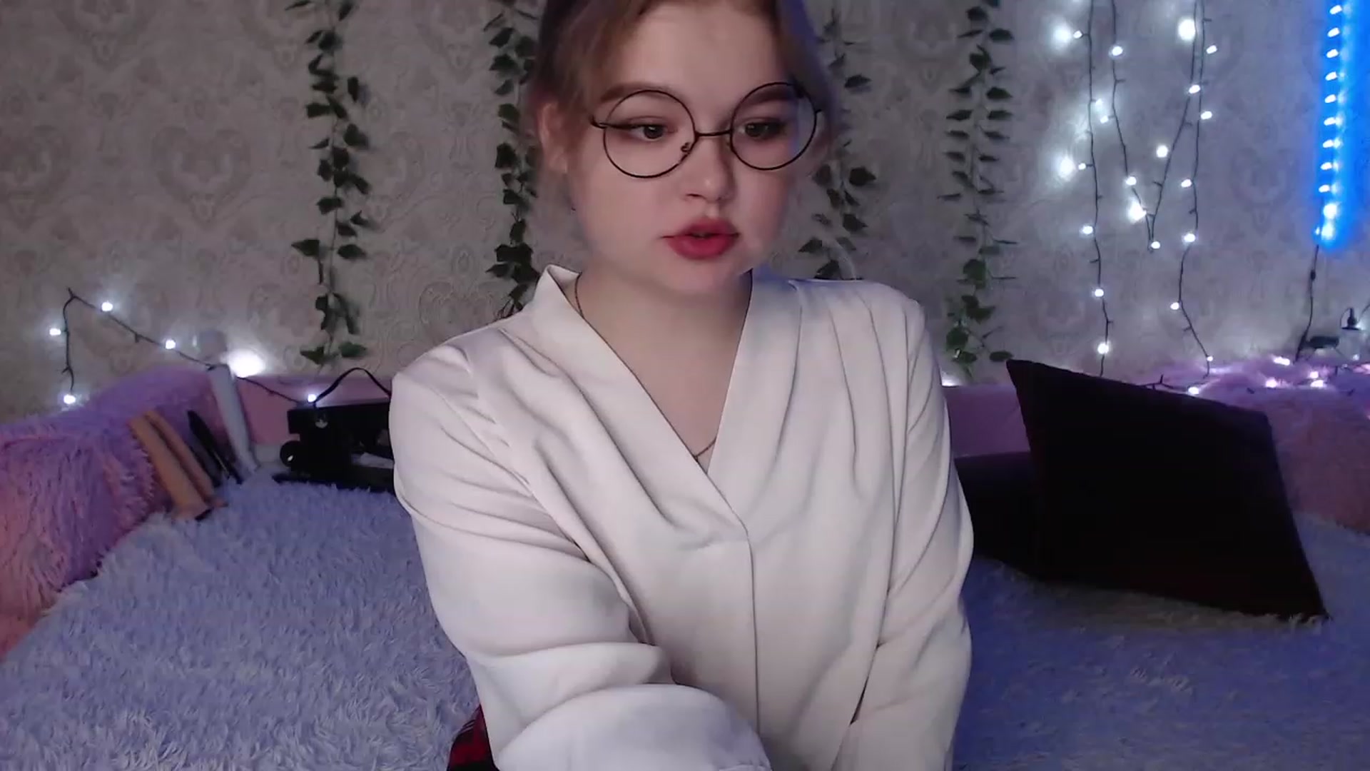 Gallery image thumbnail from Sugar_Cheeks's myfreecams stream on, 07/15/2023, 22:53 image 4 of 20