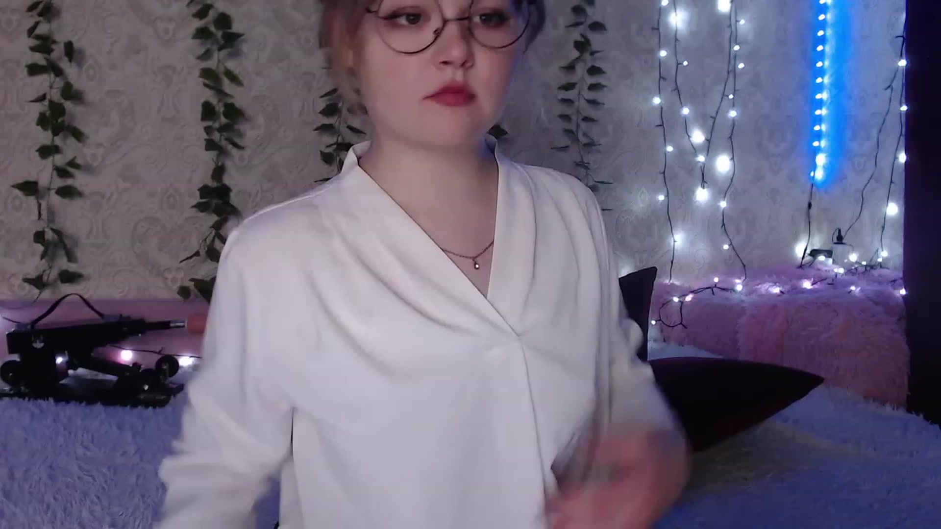 Gallery image thumbnail from Sugar_Cheeks's myfreecams stream on, 07/15/2023, 22:53 image 17 of 20