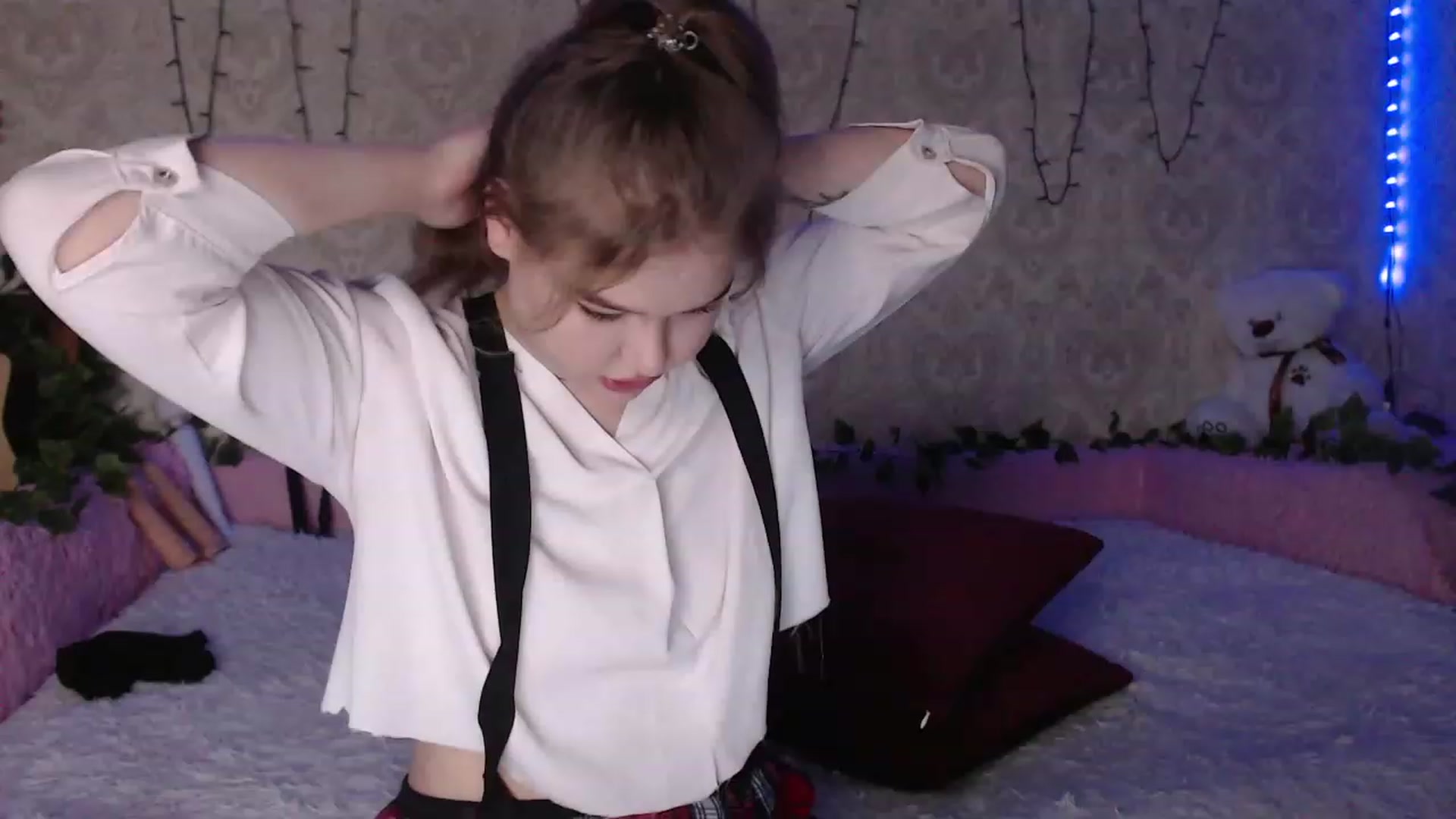 Gallery image thumbnail from Sugar_Cheeks's myfreecams stream on, 07/30/2023, 22:01 image 15 of 20