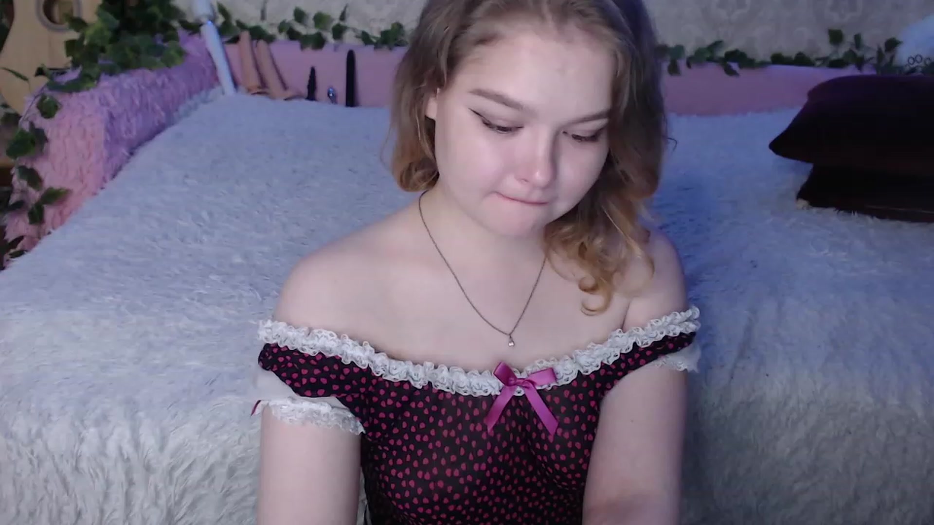 Gallery image thumbnail from Sugar_Cheeks's myfreecams stream on, 07/31/2023, 21:42 image 15 of 20