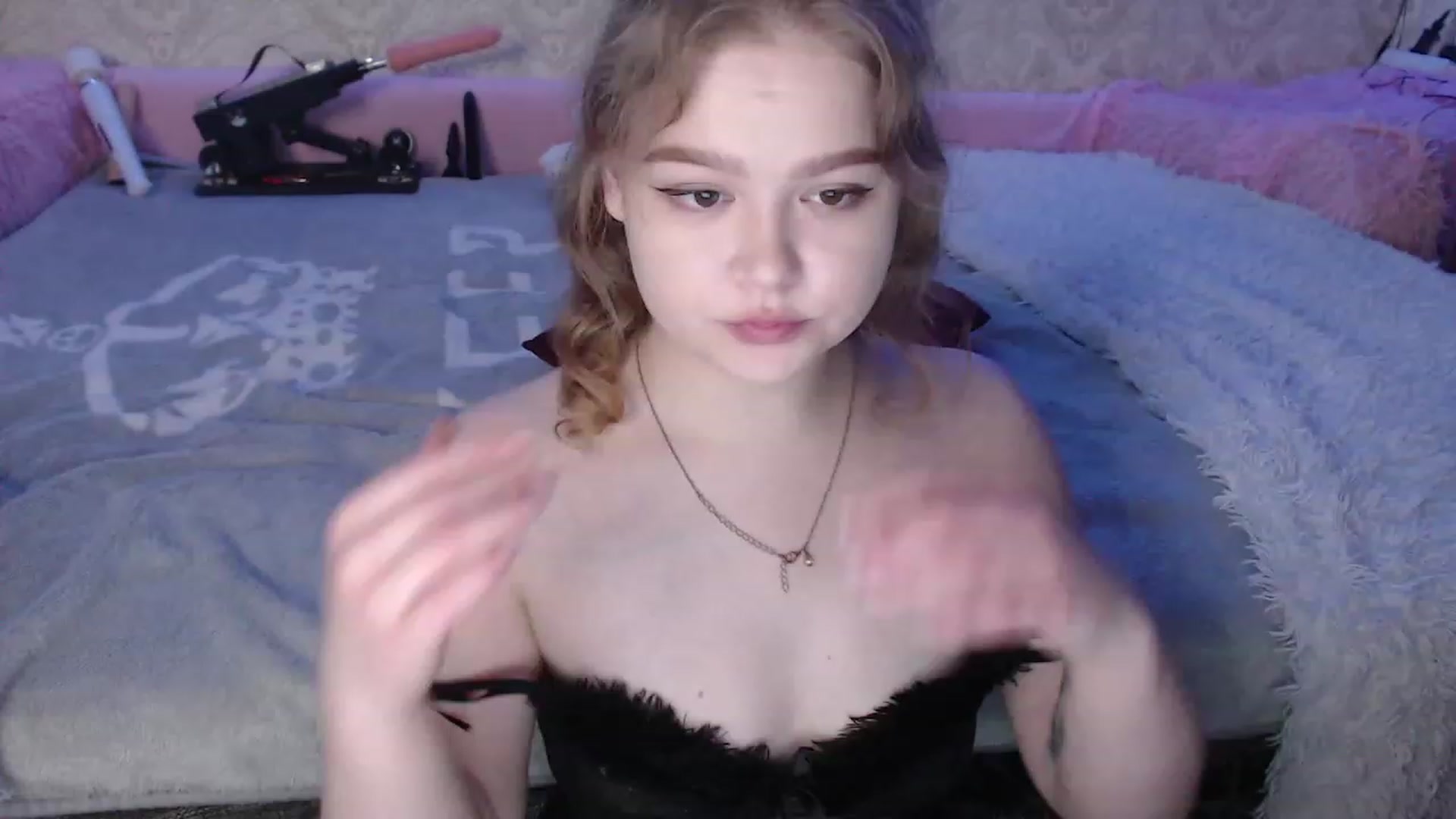 Gallery image thumbnail from Sugar_Cheeks's myfreecams stream on, 08/28/2023, 24:00 image 8 of 20