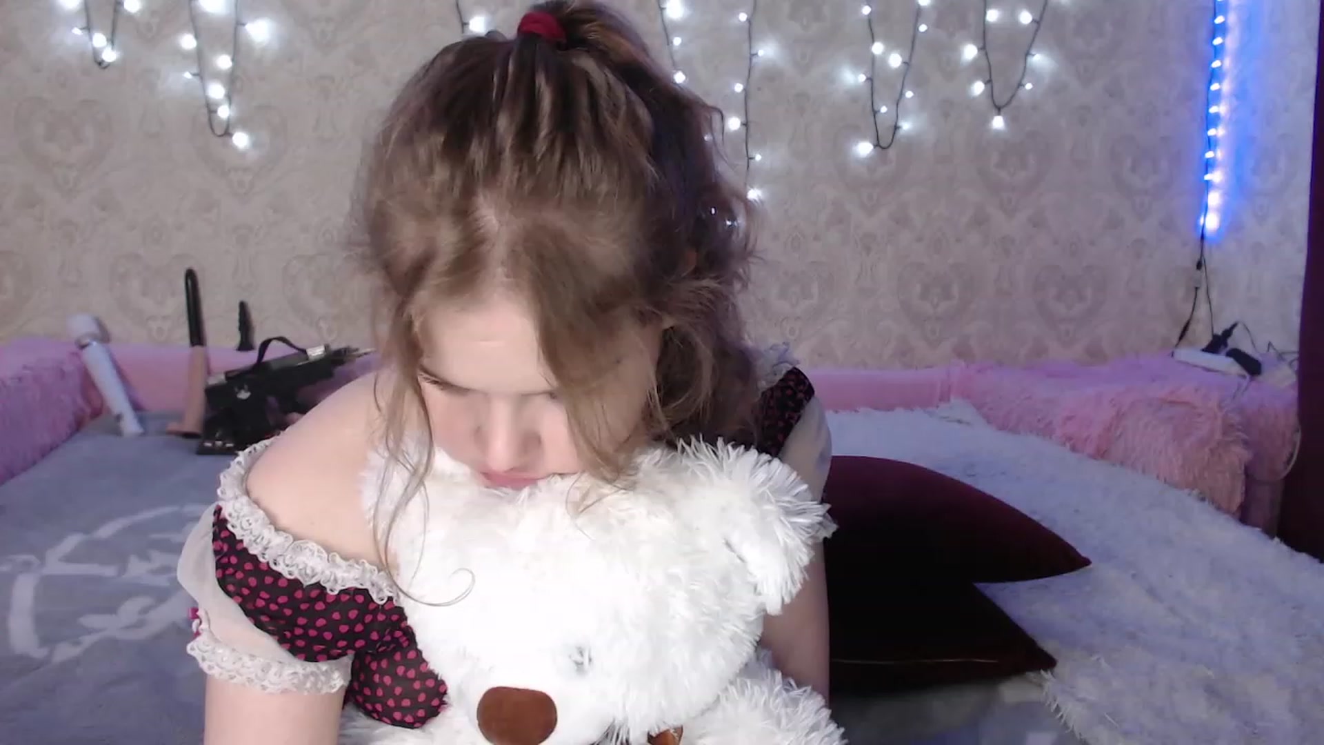 Gallery image thumbnail from Sugar_Cheeks's myfreecams stream on, 08/31/2023, 23:10 image 14 of 20
