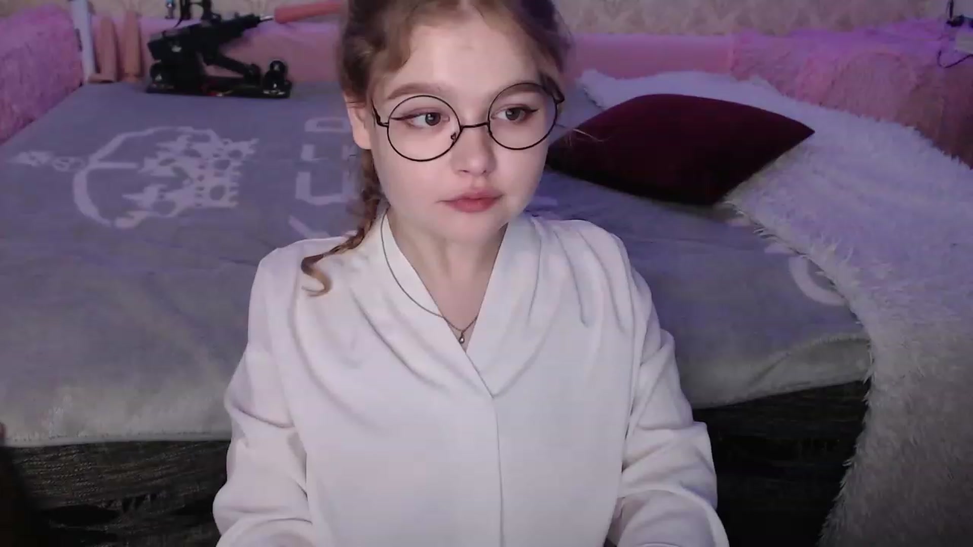 Gallery image thumbnail from Sugar_Cheeks's myfreecams stream on, 09/03/2023, 22:13 image 13 of 20