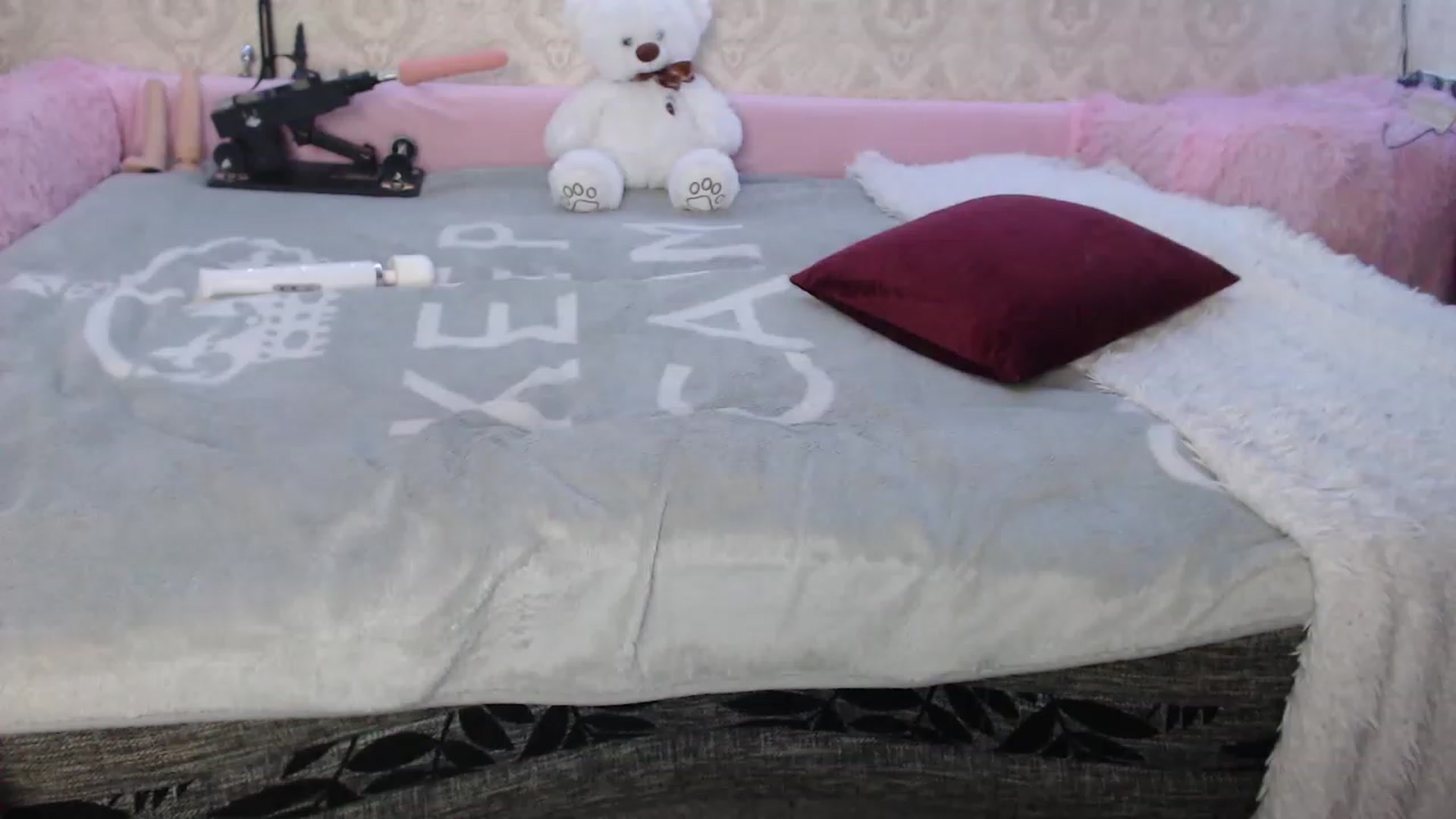 Gallery image thumbnail from Sugar_Cheeks's myfreecams stream on, 09/04/2023, 24:50 image 14 of 20