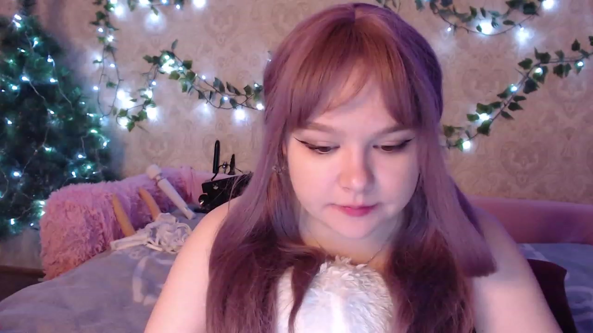 Gallery image thumbnail from Sugar_Cheeks's myfreecams stream on, 12/14/2023, 01:03 image 16 of 20