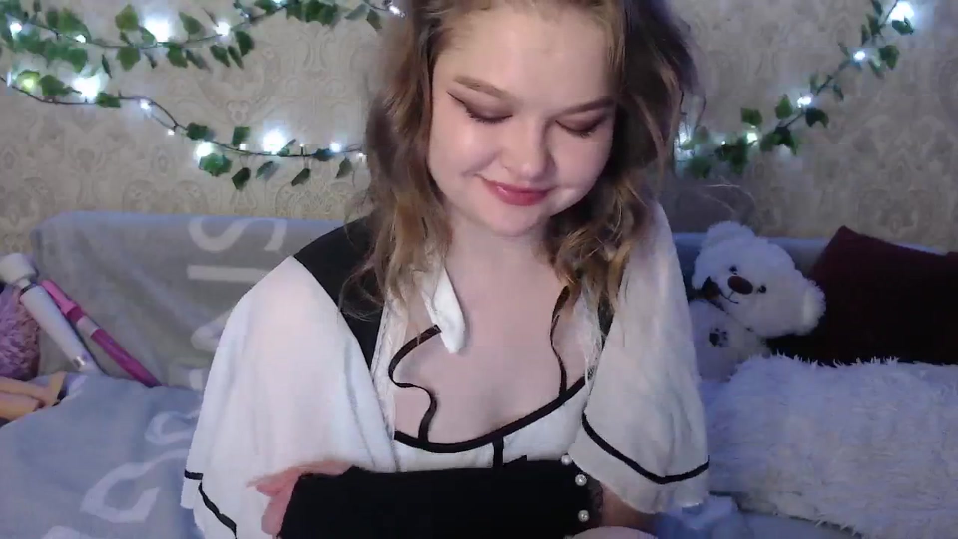 Gallery image thumbnail from Sugar_Cheeks's myfreecams stream on, 03/14/2024, 22:31 image 13 of 20