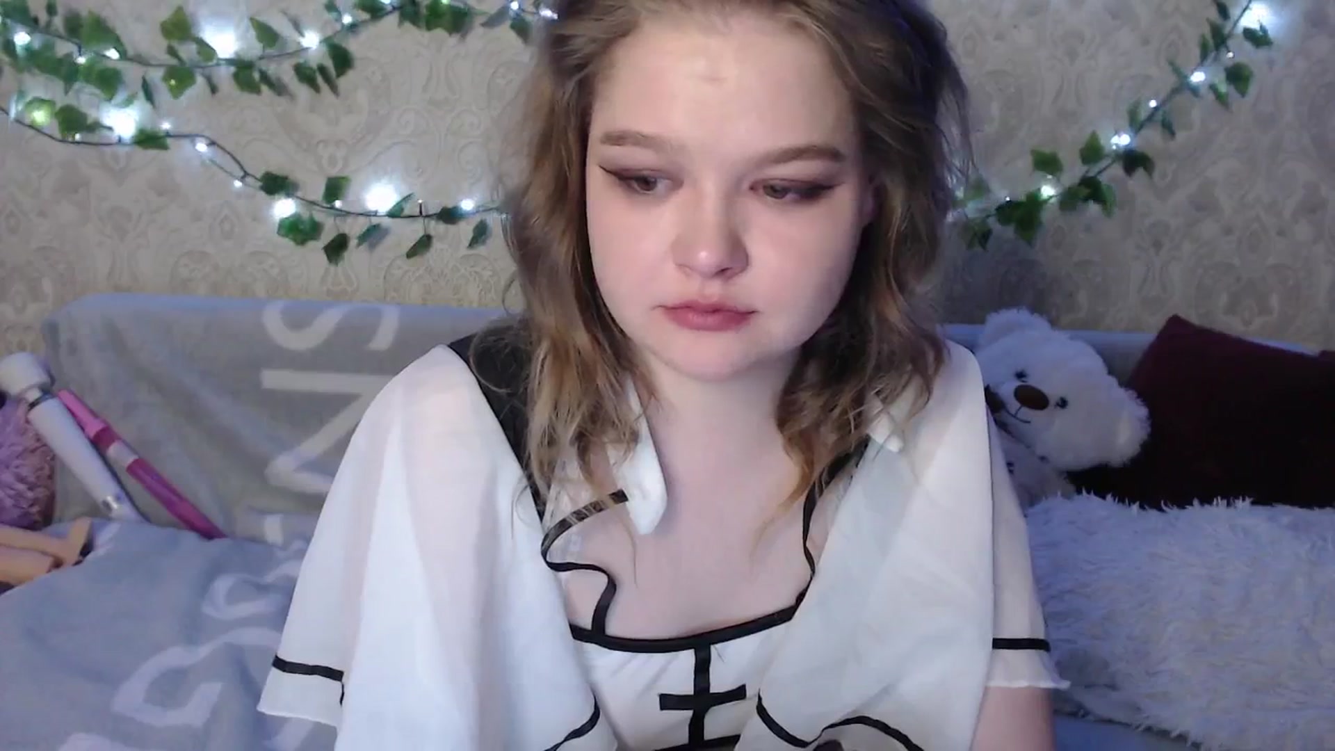 Gallery image thumbnail from Sugar_Cheeks's myfreecams stream on, 03/14/2024, 22:31 image 14 of 20