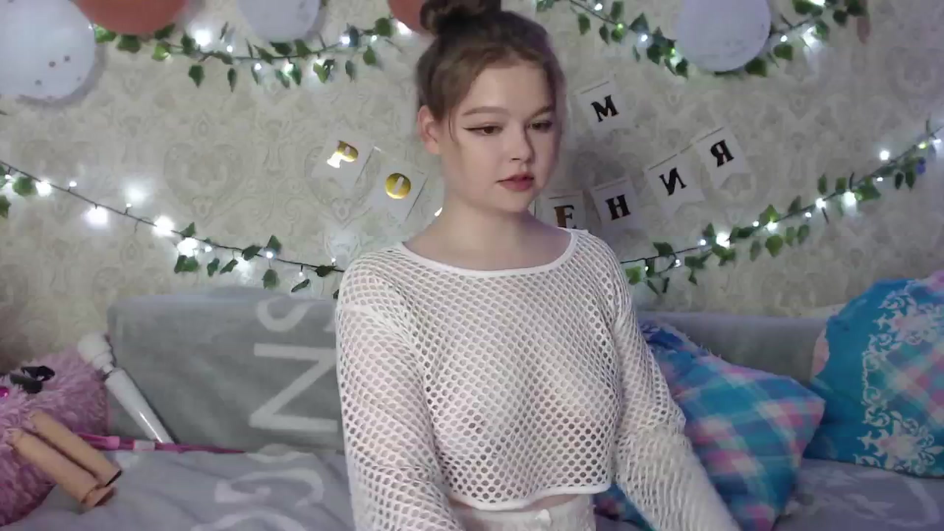 Gallery image thumbnail from Sugar_Cheeks's myfreecams stream on, 05/06/2024, 22:26 image 14 of 20