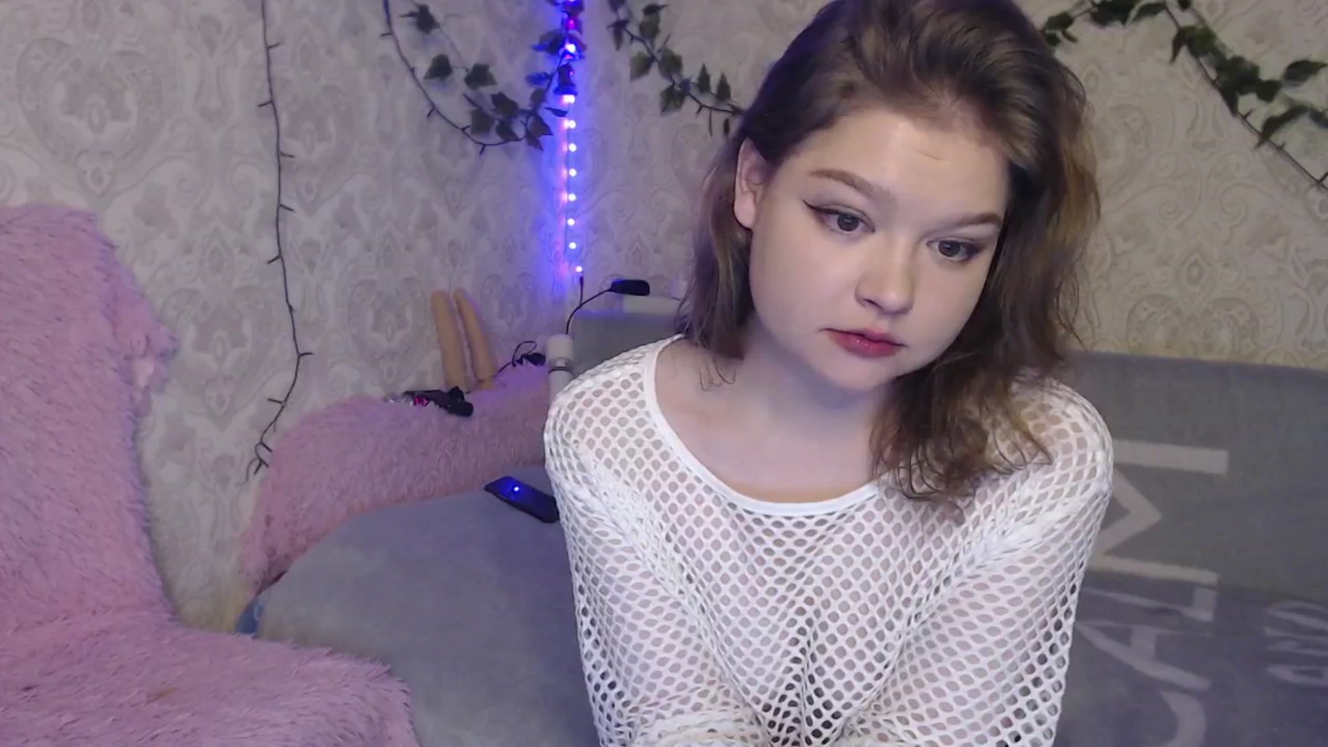 Gallery image thumbnail from Sugar_Cheeks's myfreecams stream on, 11/04/2024, 21:48 image 3 of 20