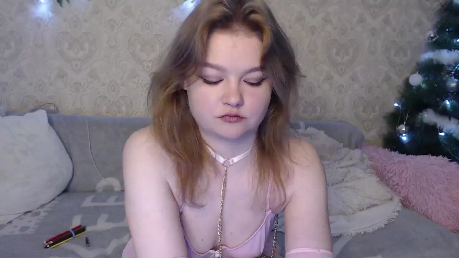 Gallery image thumbnail from Sugar_Cheeks's myfreecams stream on, 12/18/2024, 23:30 image 1 of 20