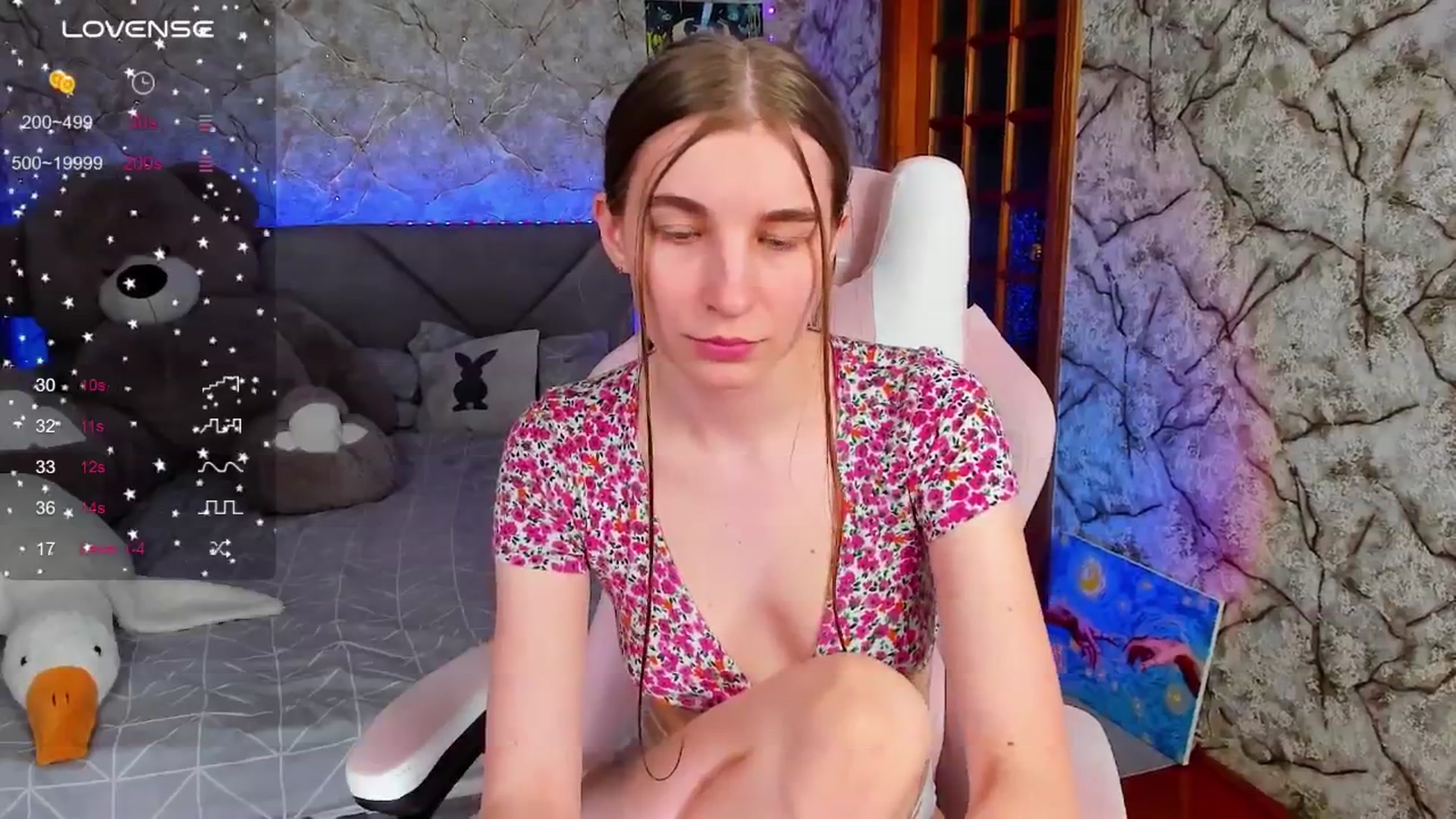 Gallery image thumbnail from Sugar_Flower's myfreecams stream on, 04/21/2025, 17:31 image 19 of 20