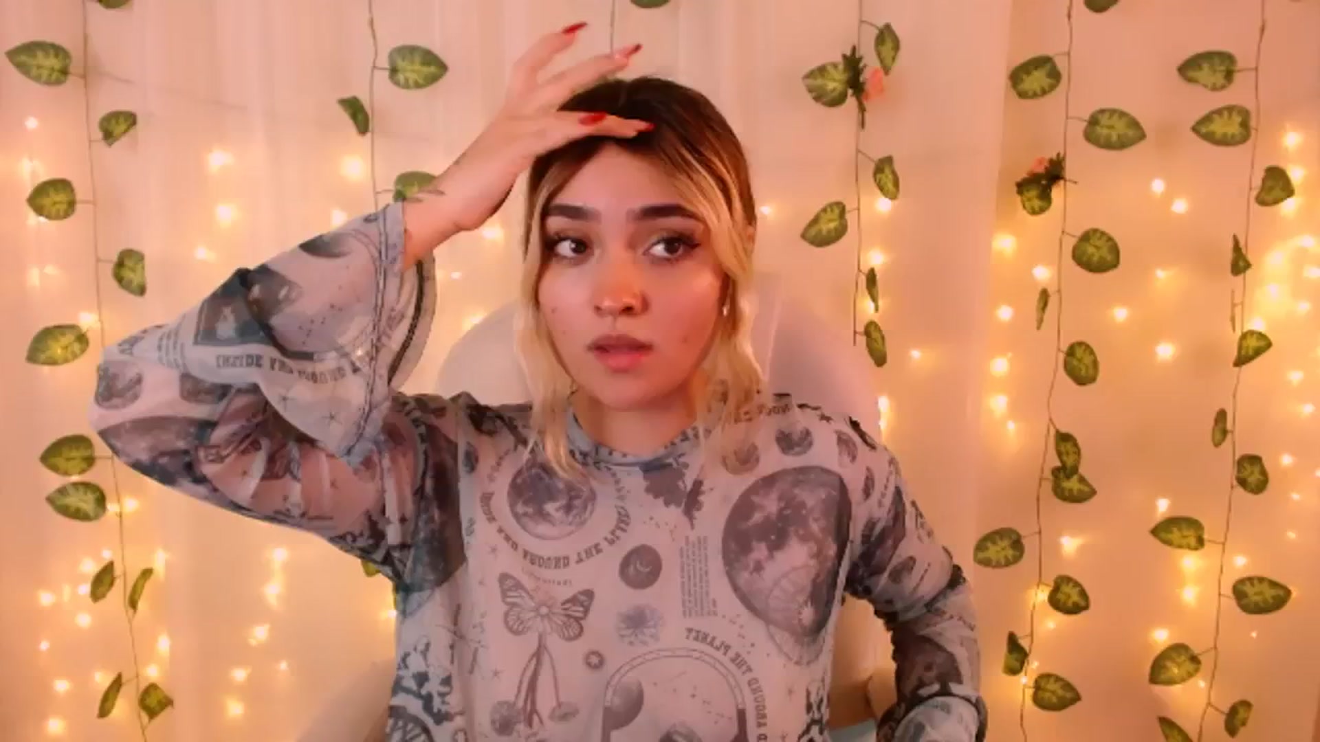 Gallery image thumbnail from Sugar_h0ney's myfreecams stream on, 05/24/2024, 06:50 image 12 of 20