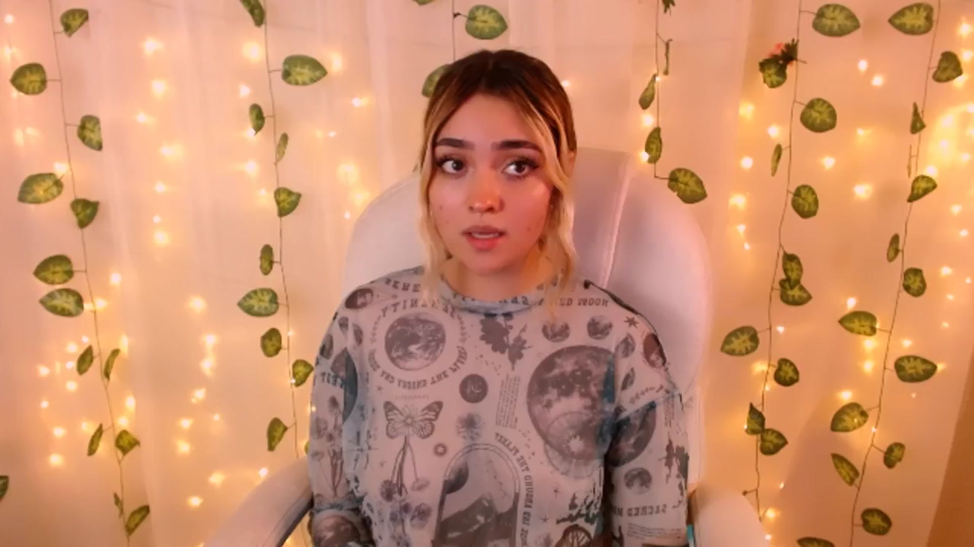 Gallery image thumbnail from Sugar_h0ney's myfreecams stream on, 05/24/2024, 06:50 image 20 of 20