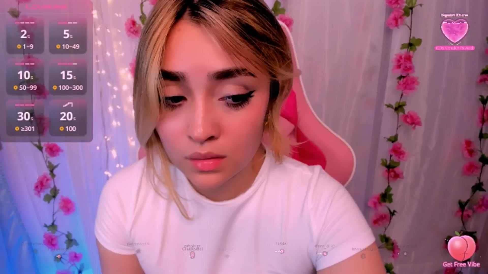 Gallery image thumbnail from Sugar_h0ney's myfreecams stream on, 10/14/2024, 05:52 image 15 of 20
