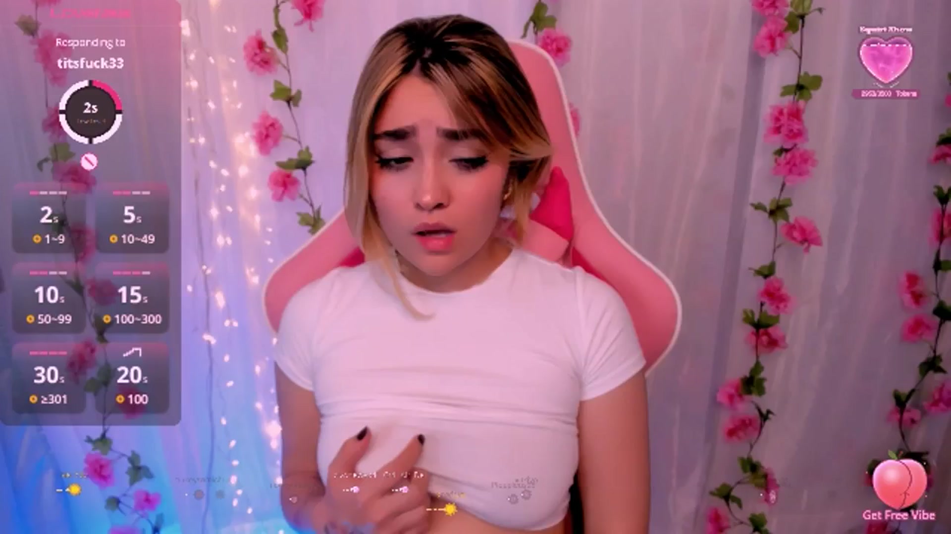 Gallery image thumbnail from Sugar_h0ney's myfreecams stream on, 10/14/2024, 05:52 image 12 of 20