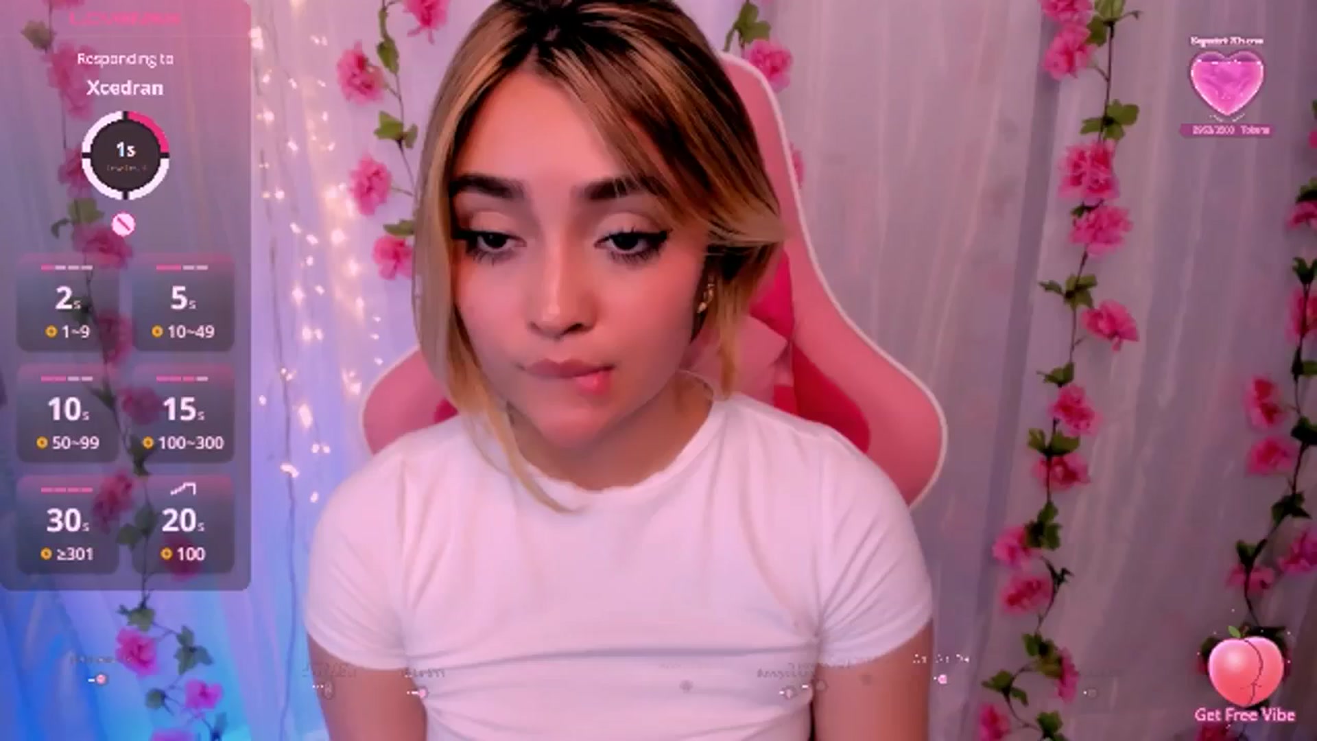 Gallery image thumbnail from Sugar_h0ney's myfreecams stream on, 10/14/2024, 05:52 image 14 of 20