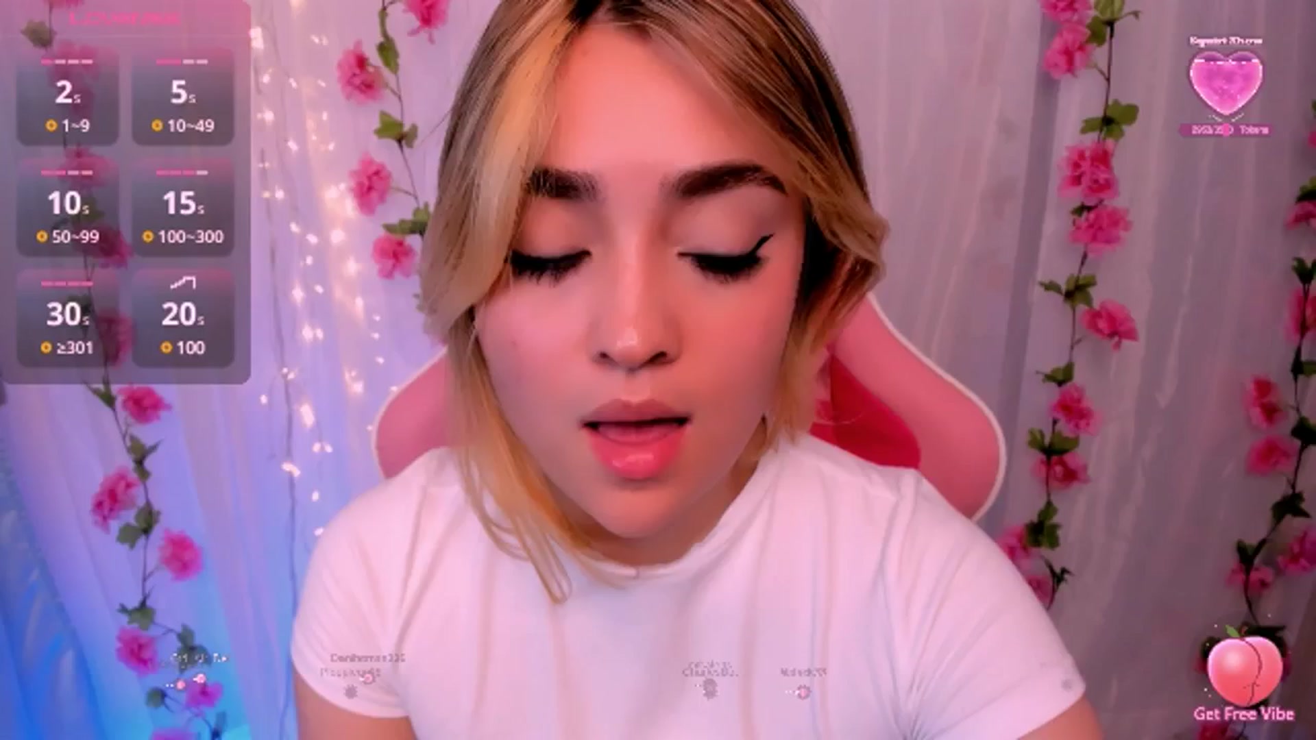 Gallery image thumbnail from Sugar_h0ney's myfreecams stream on, 10/14/2024, 05:52 image 16 of 20