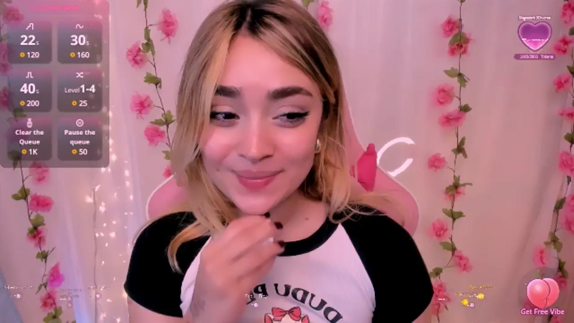 Gallery image thumbnail from Sugar_h0ney's myfreecams stream on, 10/23/2024, 05:22 image 5 of 20