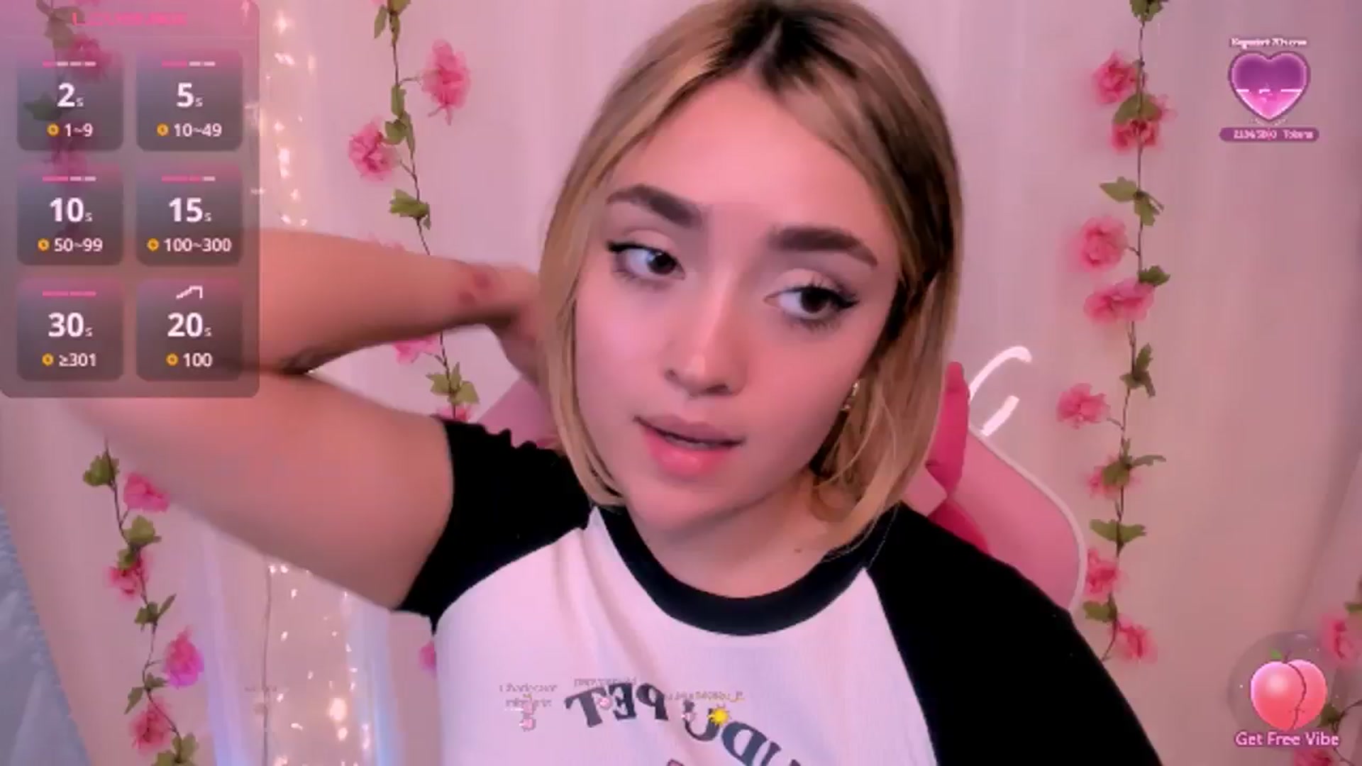 Gallery image thumbnail from Sugar_h0ney's myfreecams stream on, 10/23/2024, 05:43 image 5 of 20