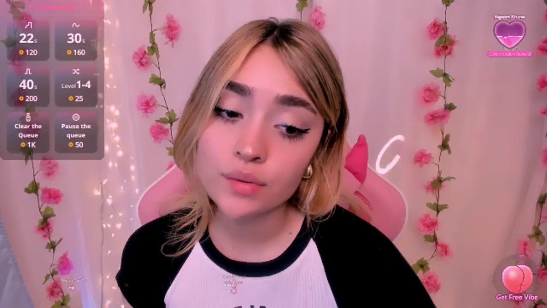 Gallery image thumbnail from Sugar_h0ney's myfreecams stream on, 10/23/2024, 05:43 image 20 of 20