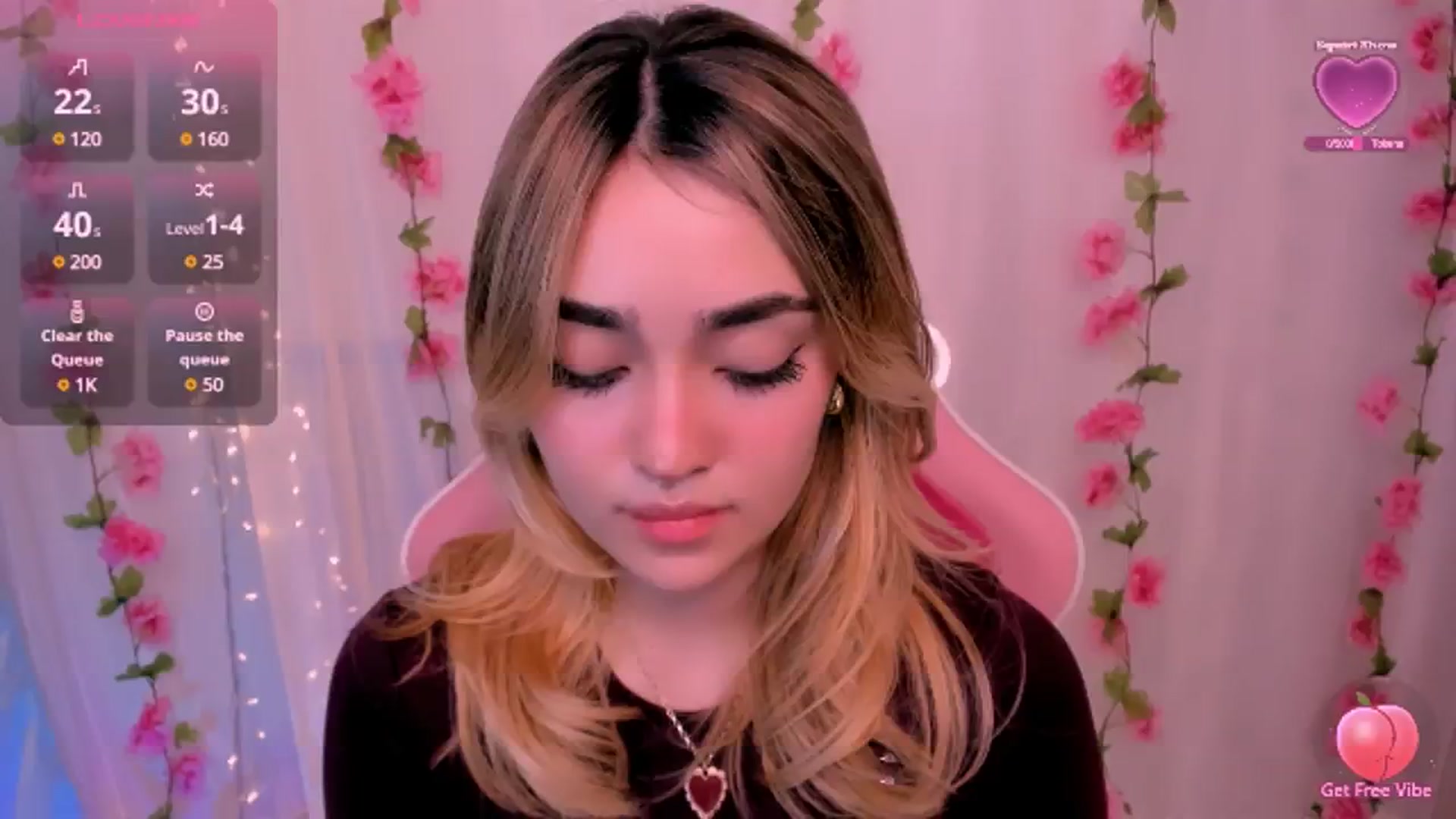 Gallery image thumbnail from Sugar_h0ney's myfreecams stream on, 11/29/2024, 02:19 image 8 of 20