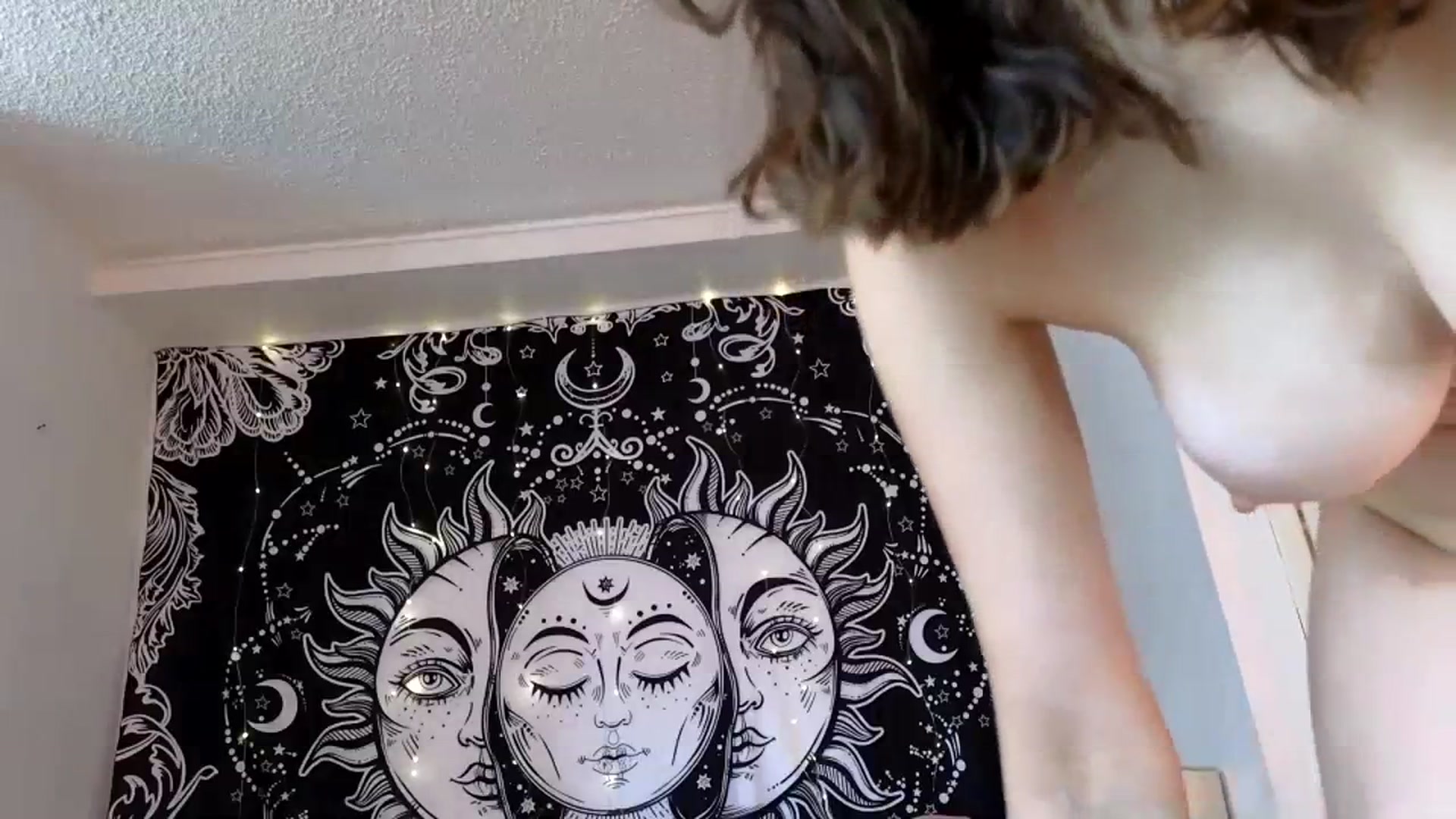 Gallery image thumbnail from Sugarcandyi's myfreecams stream on, 09/02/2023, 19:27 image 6 of 20