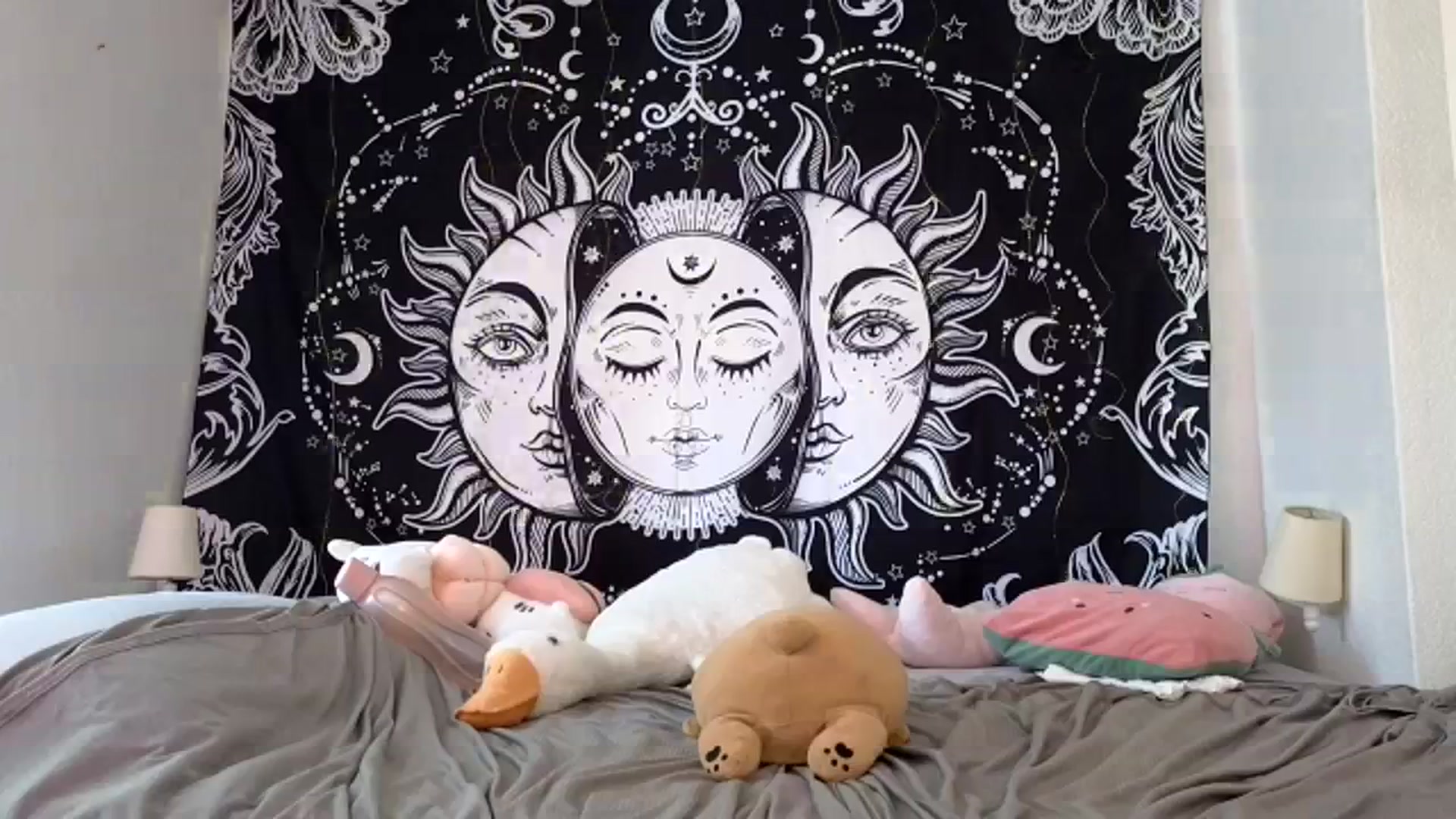 Gallery image thumbnail from Sugarcandyi's myfreecams stream on, 09/06/2023, 18:00 image 14 of 20