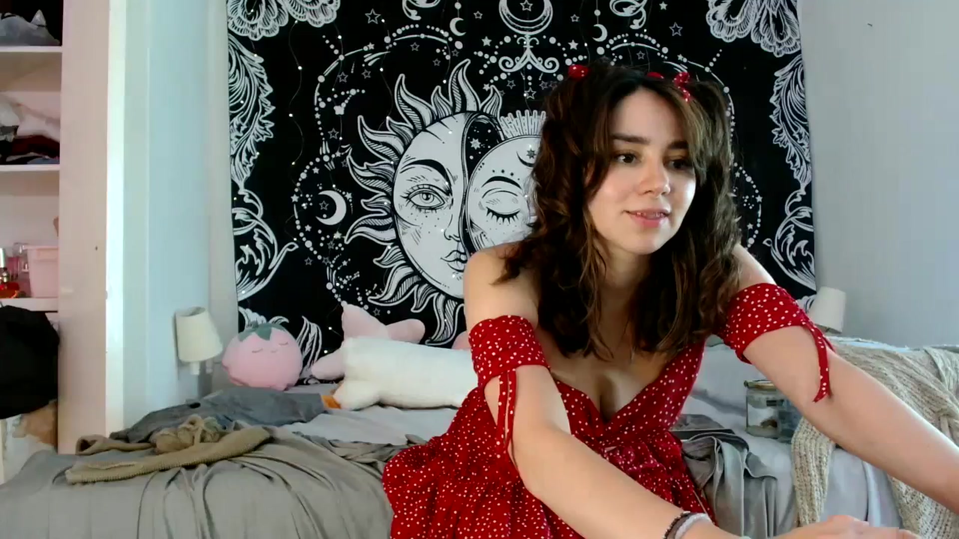 Gallery image thumbnail from Sugarcandyi's myfreecams stream on, 09/09/2023, 20:47 image 12 of 20