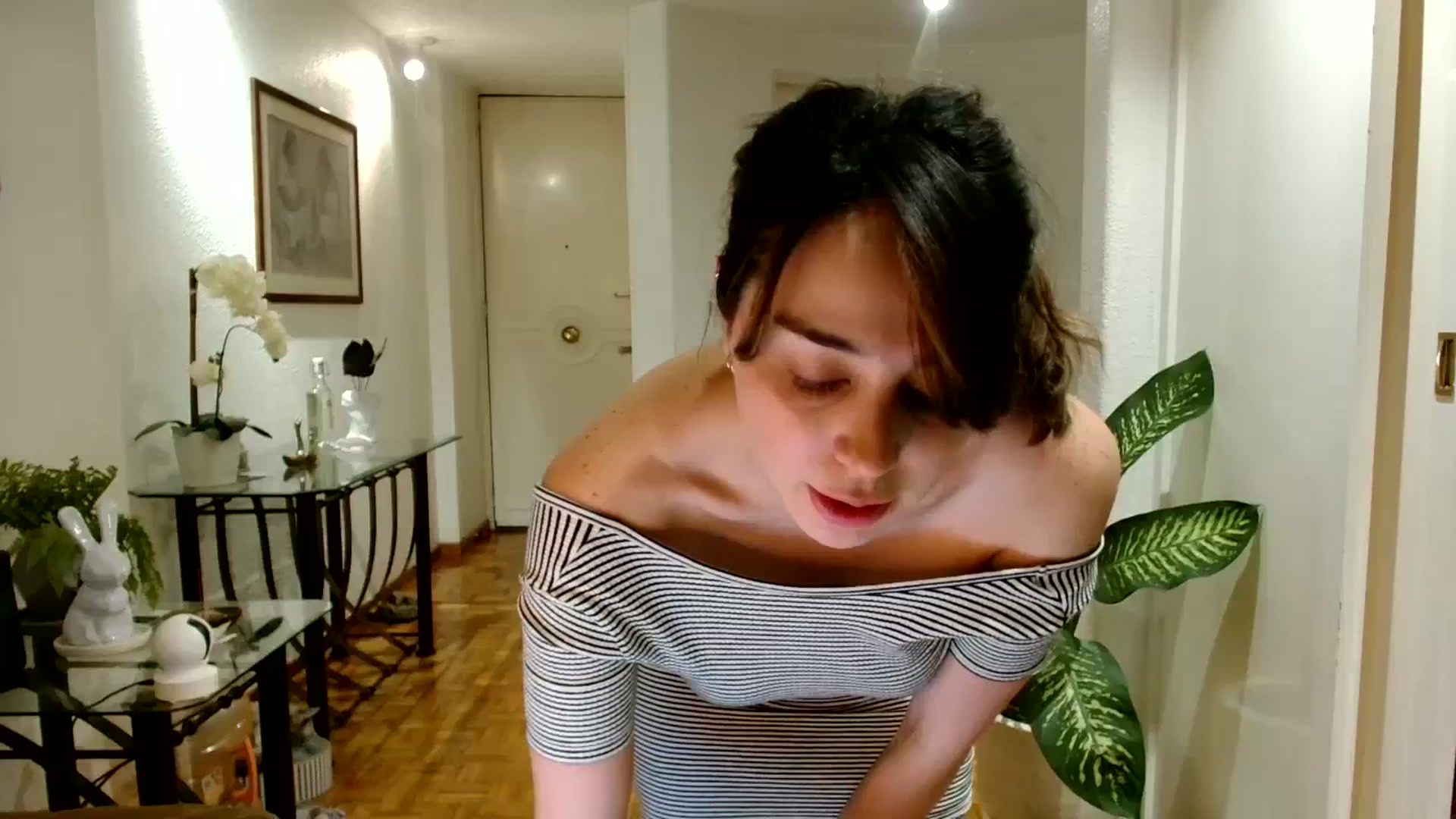 Gallery image thumbnail from Sugarcandyi's myfreecams stream on, 09/26/2023, 02:13 image 1 of 20